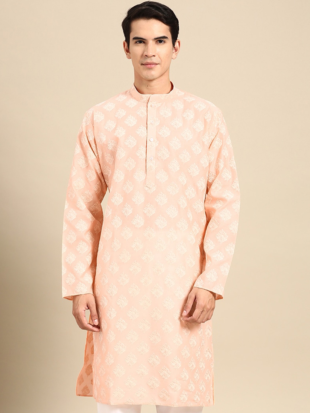 

MANQ Ethnic Motifs Embroidered Thread Work Kurta, Peach