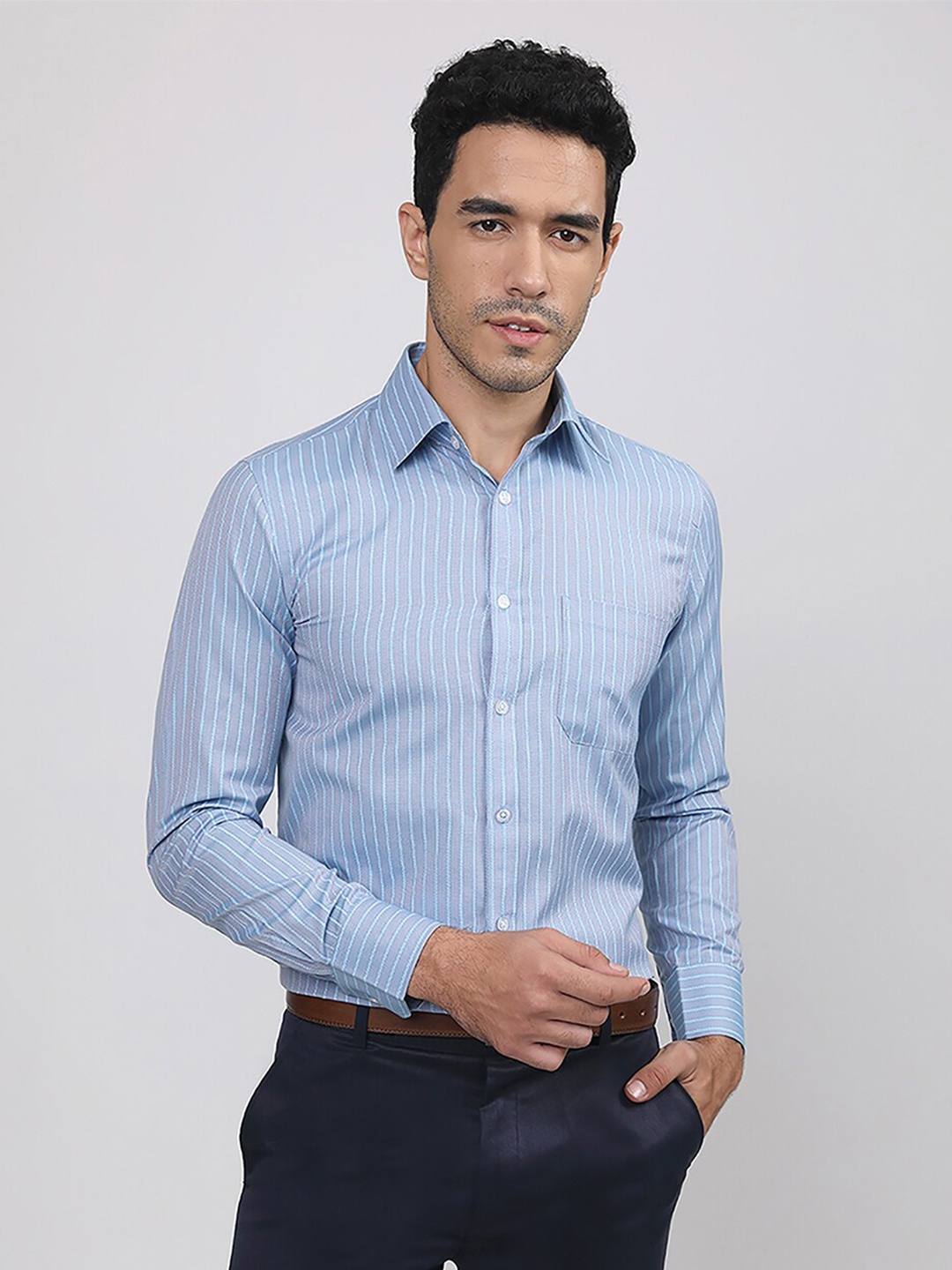

MUTAQINOTI Vertical Striped Comfort Fit Cotton Formal Shirt, Blue