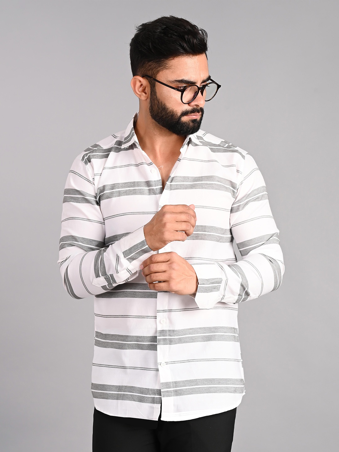 

FUBAR Men White Slim Fit Horizontal Stripes Opaque Striped Formal Shirt
