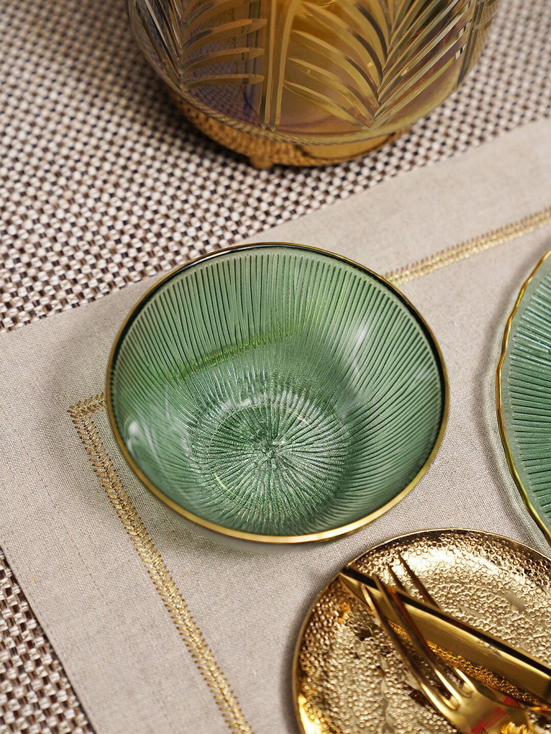 

Pure Home and Living 2 Pieces Green Textured Glass Bowls