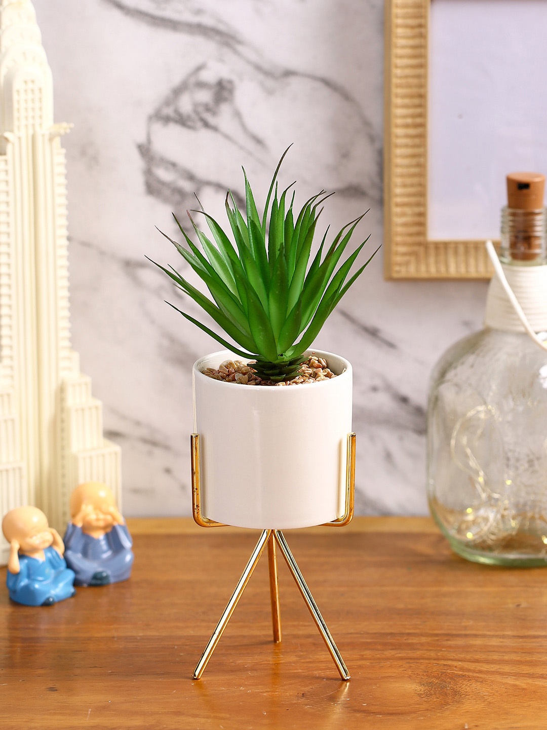 

Fourwalls Green Succulent Plant with Pot & Stand