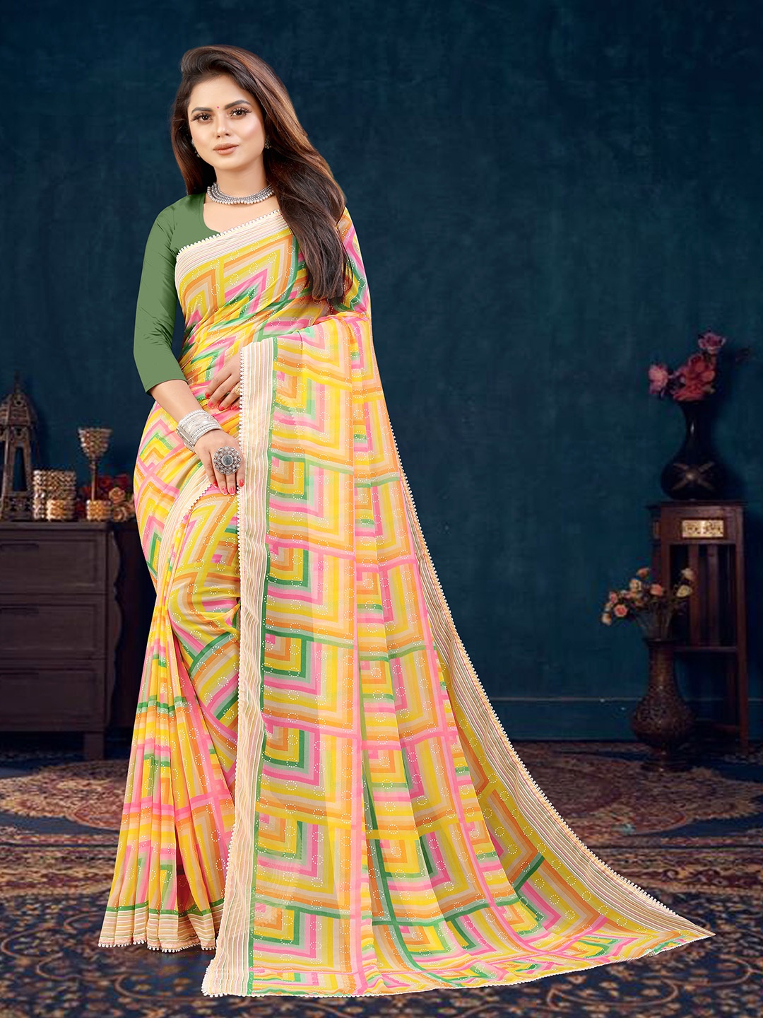 

VAIRAGEE Geometric Printed Gotta Patti Saree, Yellow