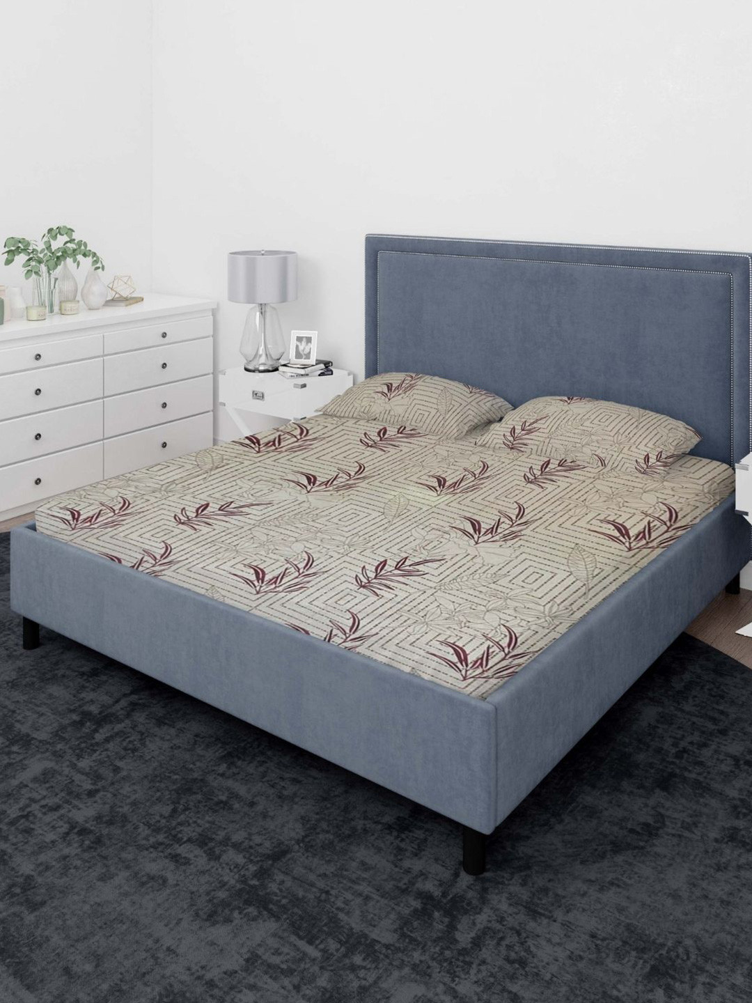 

Sleeping Owls- because your sleep matters Grey Floral 140TC King Bedsheet & Pillow Covers