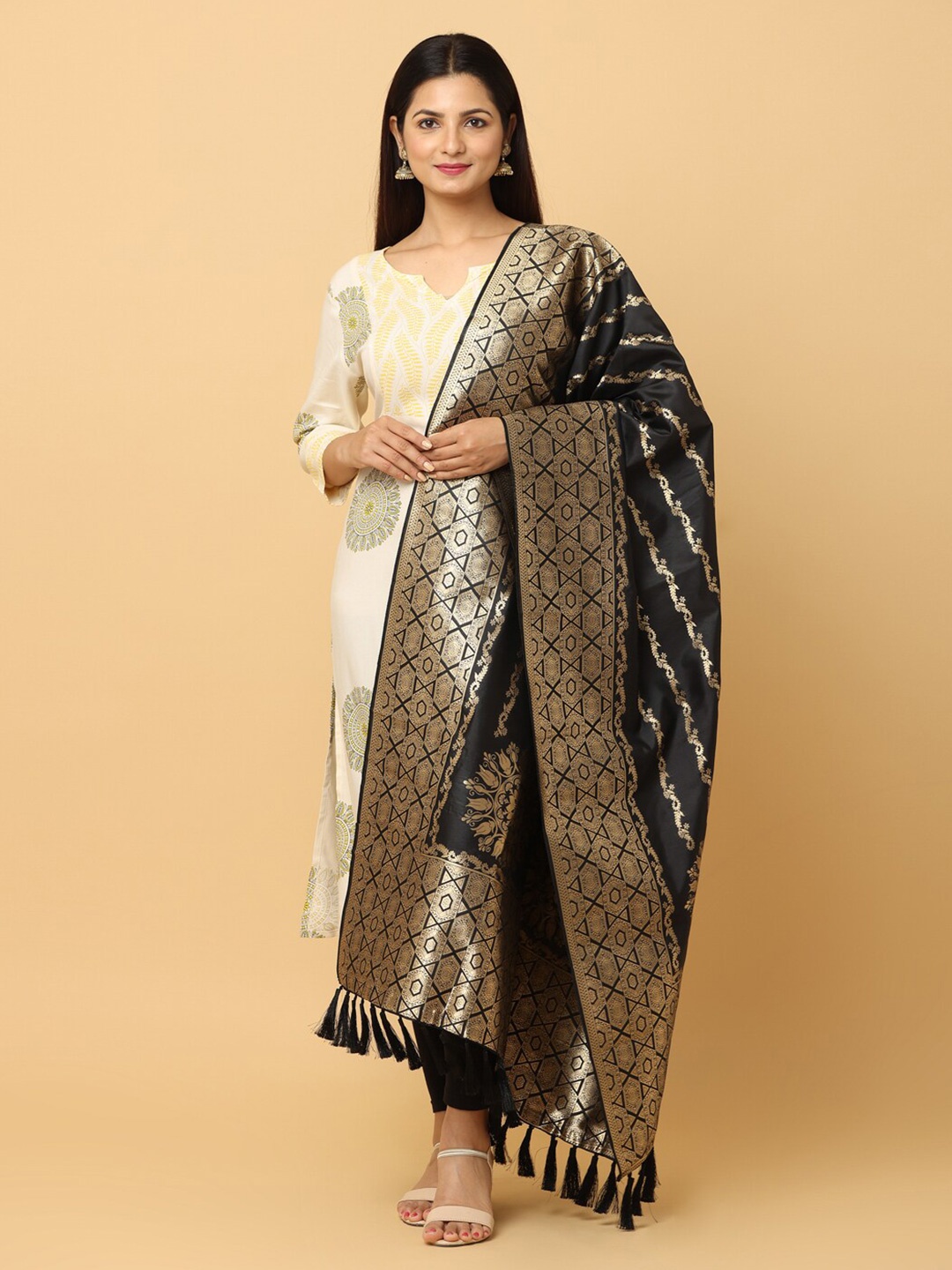 

VASTRANAND Ethnic Motif Woven Design with Zari Dupatta, Gold
