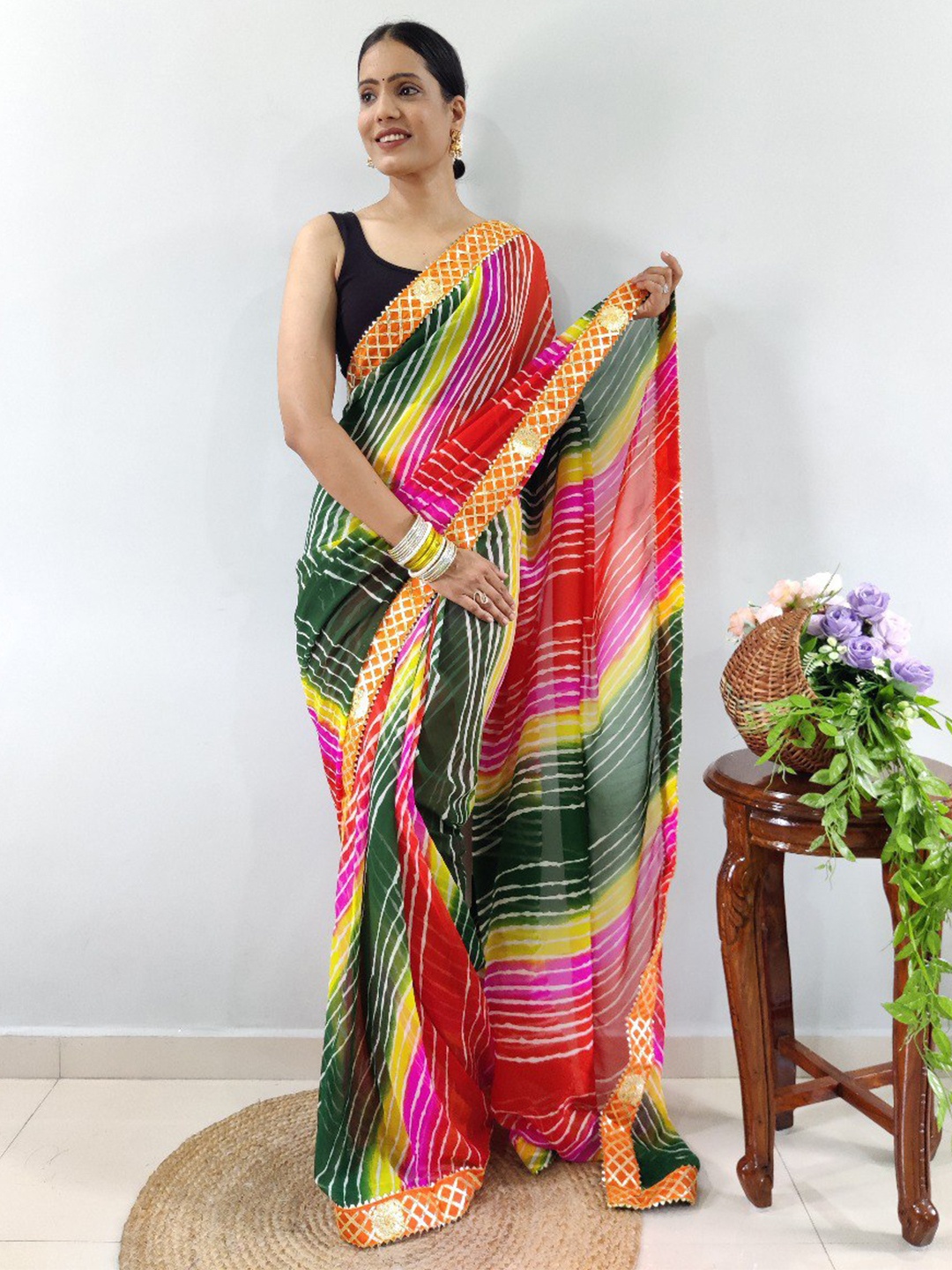 

VEERAX Leheriya Printed Gotta Patti Pure Georgette Ready to Wear Leheriya Saree, Green