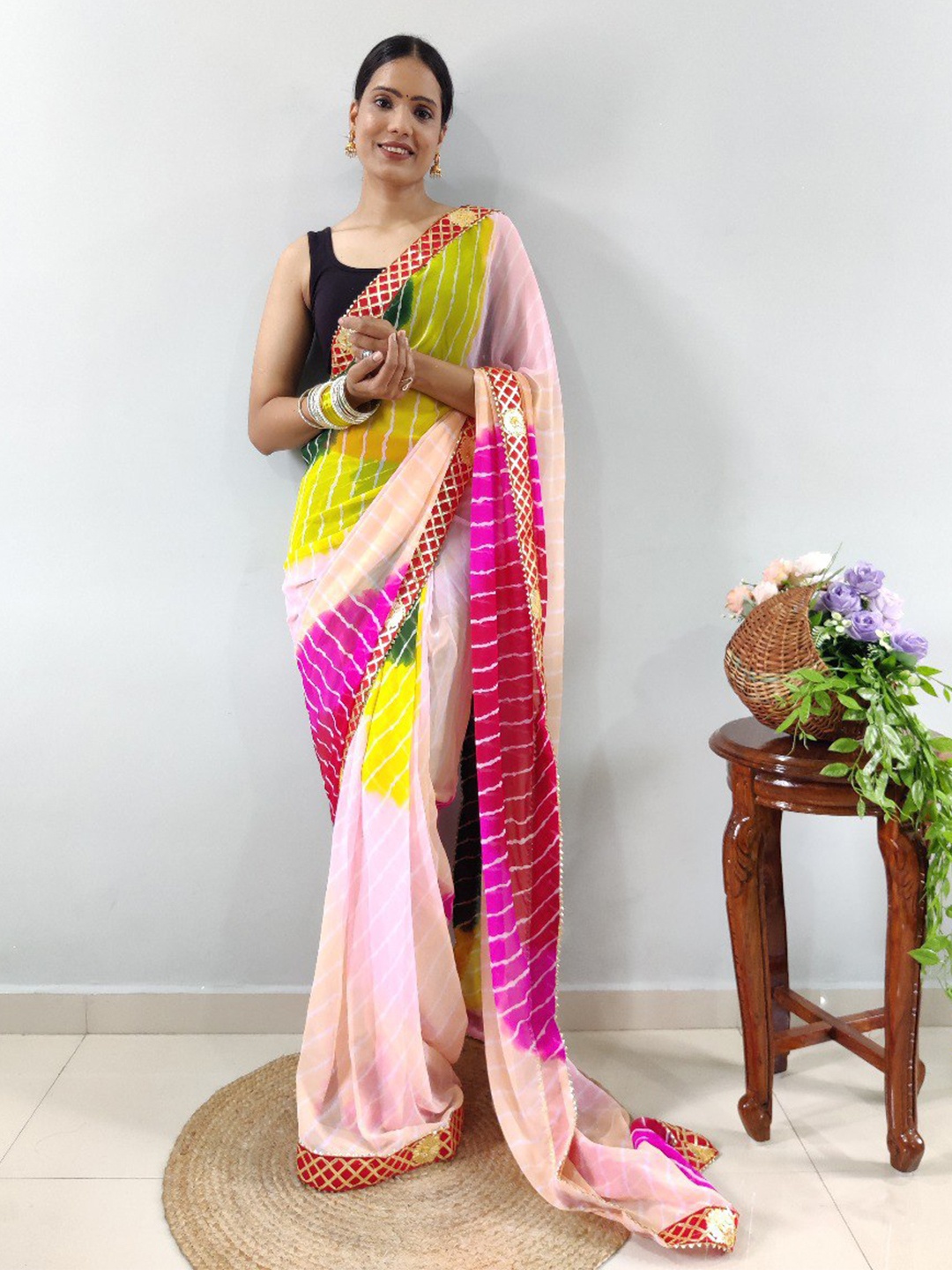 

VEERAX Leheriya Printed Gotta Patti Pure Georgette Ready to Wear Leheriya Saree, Pink