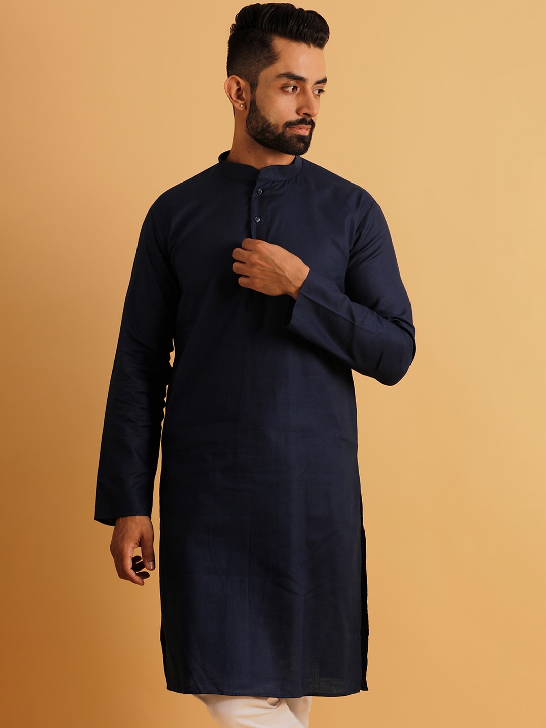 

Lightpole Men Blue Thread Work Kurta, Navy blue