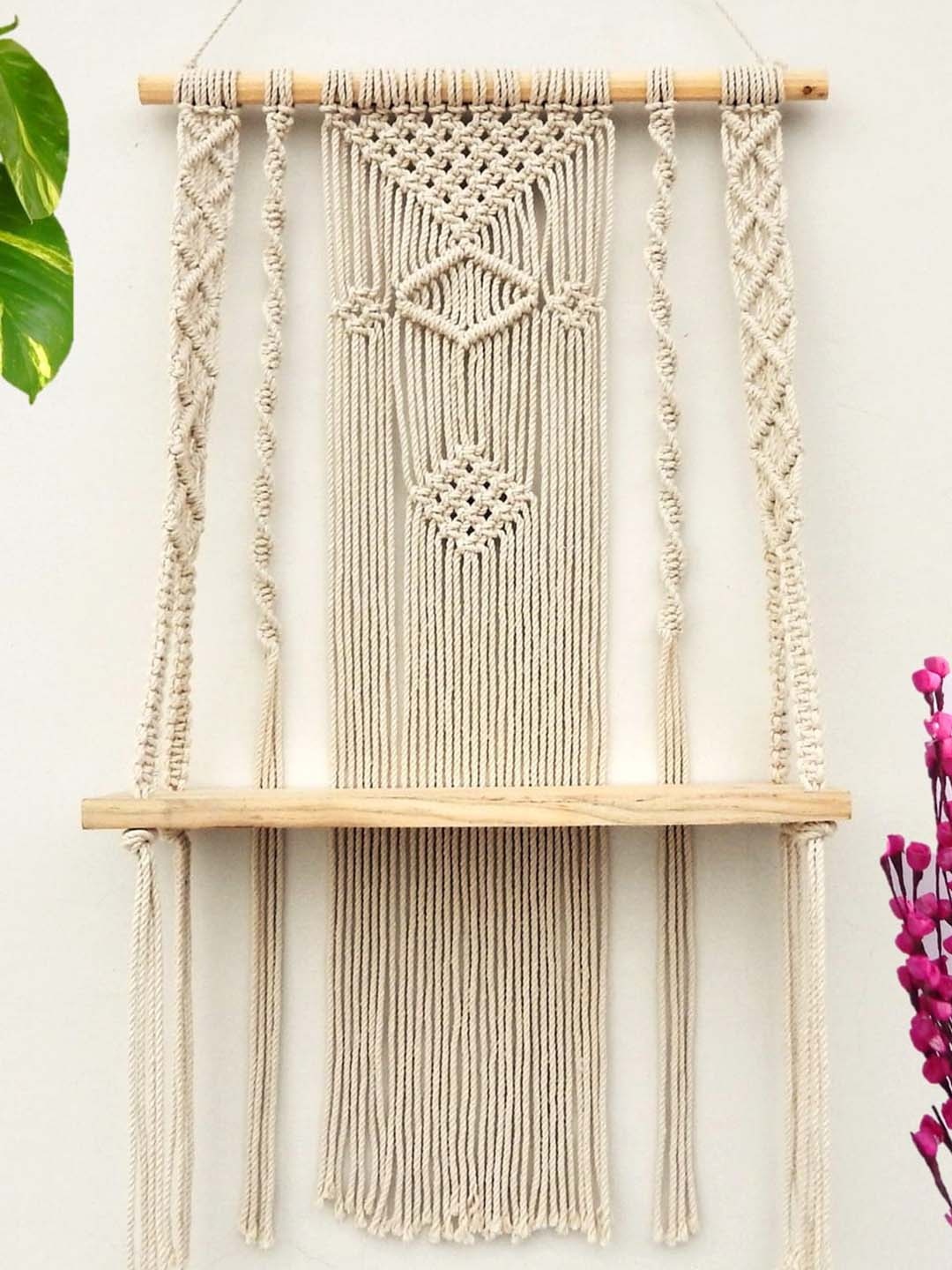 

ecofynd Wall Hanging Wooden Macrame Shelf, Off white