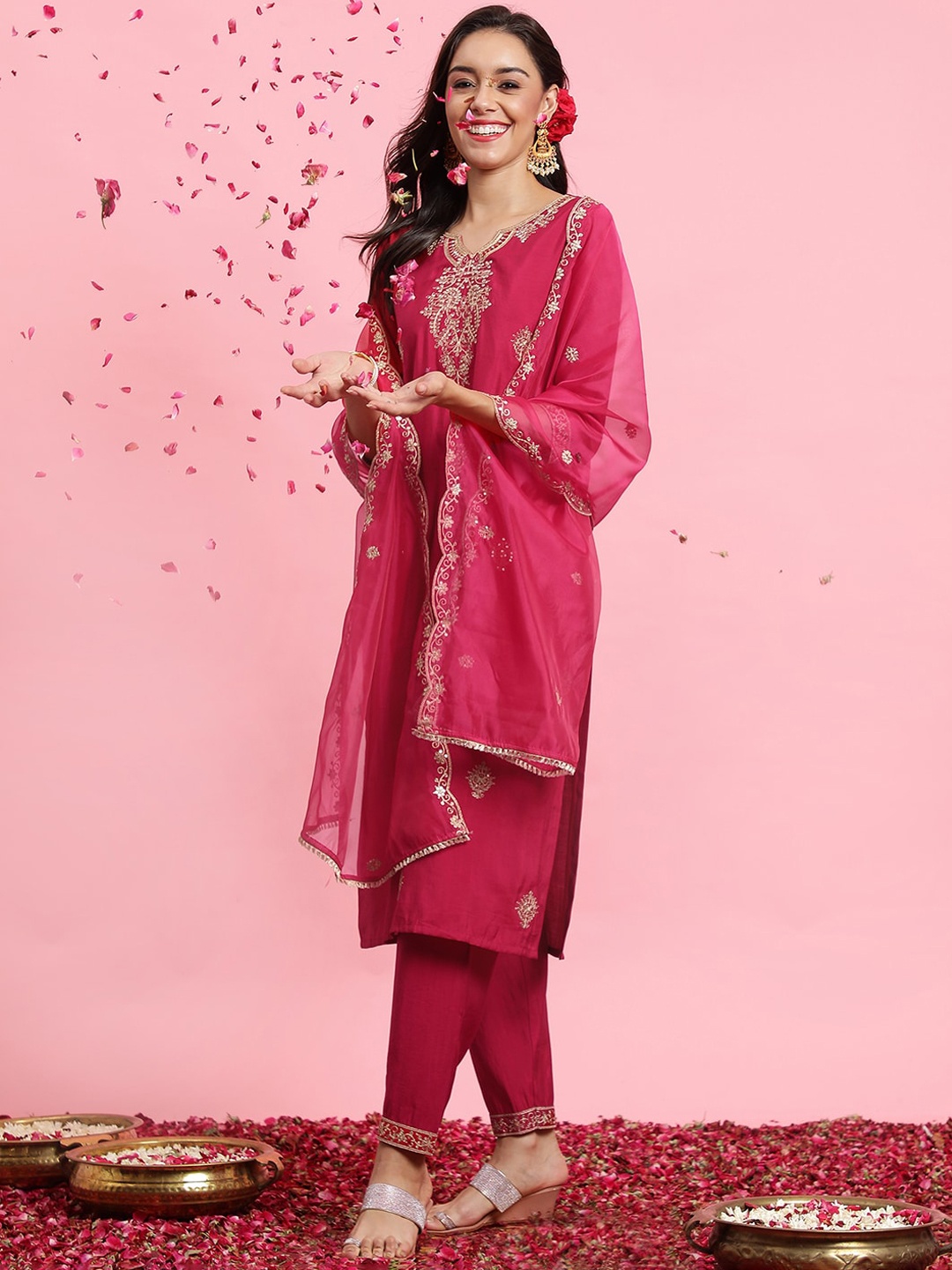 

Indo Era Ethnic Motifs Embroidered Sequinned Kurta With Trousers & Dupatta, Pink