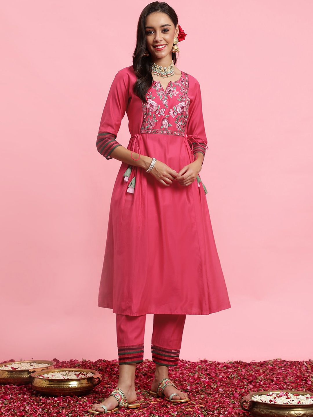 

Indo Era Floral Yoke Design Empire Kurta With Trouser, Pink
