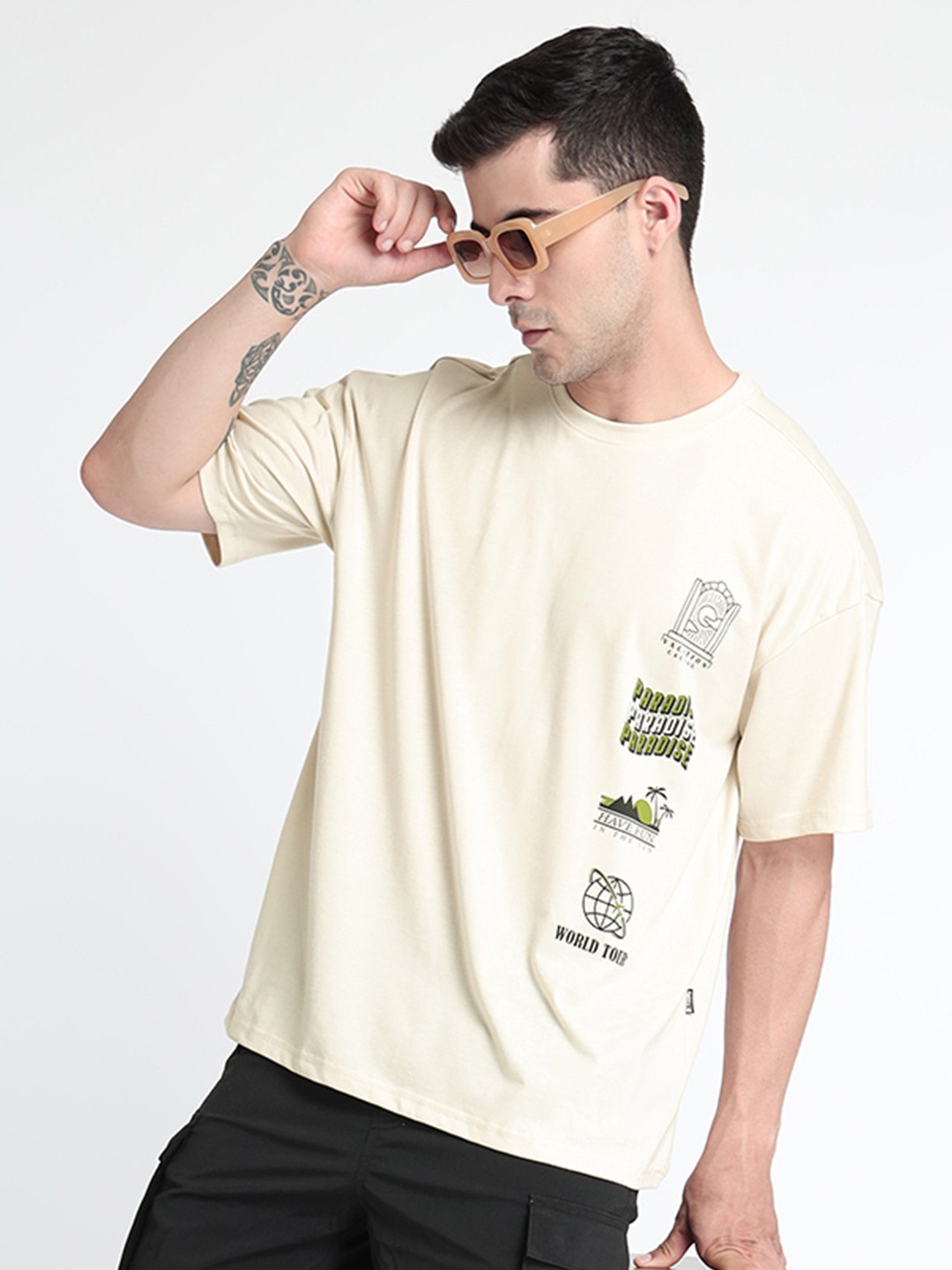 

Beyoung Typography Printed Drop-Shoulder Oversized Cotton T-shirt, Off white