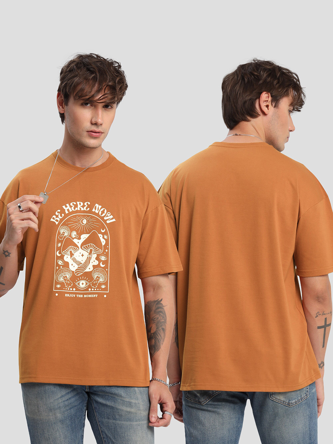 

Beyoung Men Orange V-Neck Pockets T-shirt