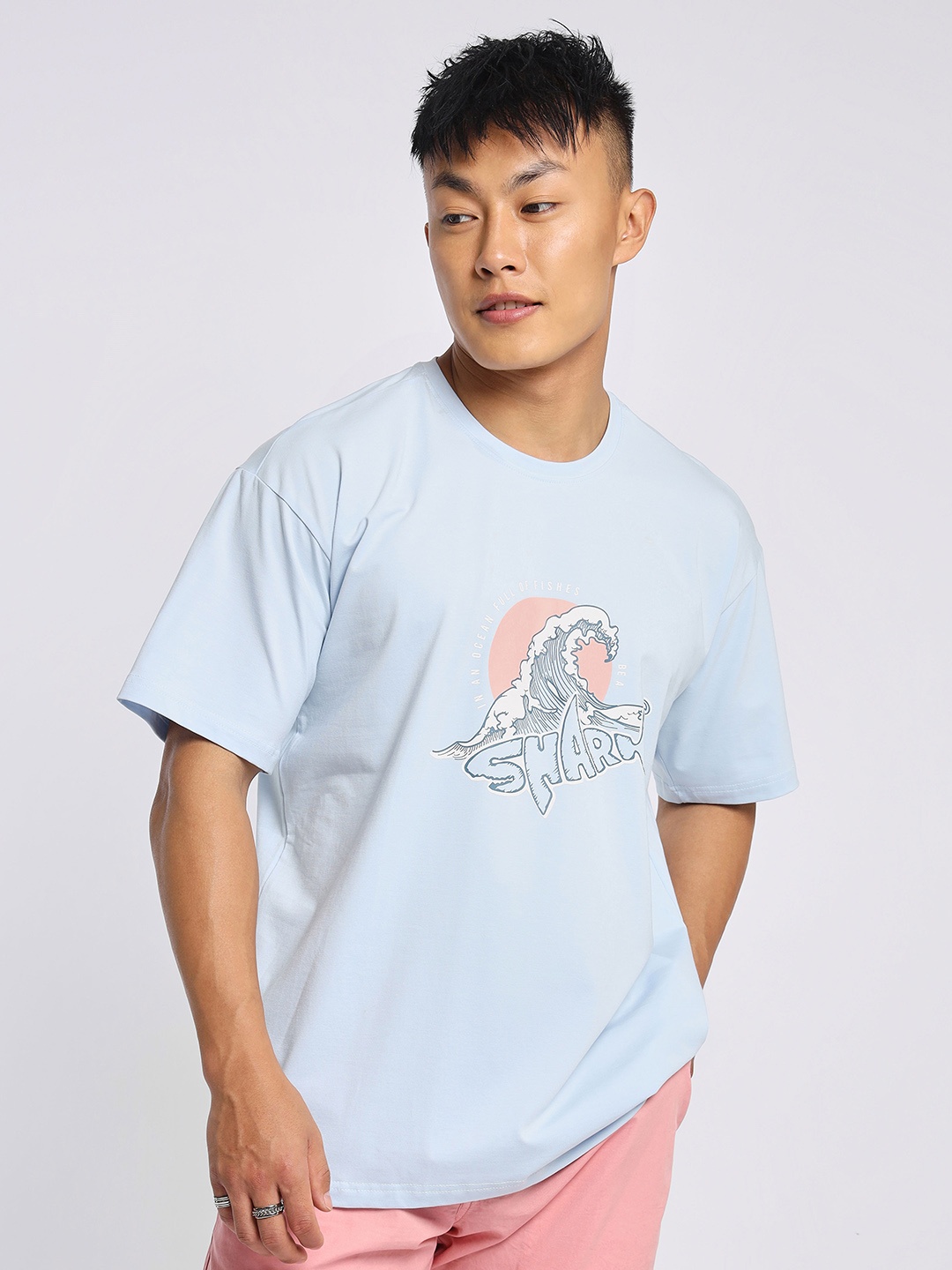 

Beyoung Men Blue Pockets T-shirt