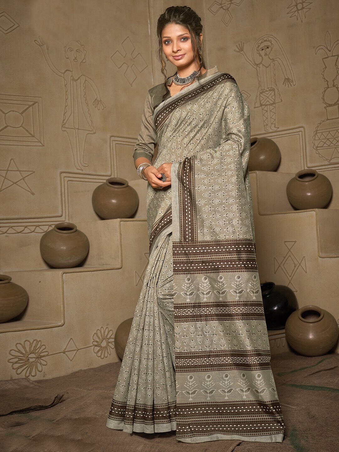 

Anouk Rustic Grey Ethnic Motifs Printed Bagh Saree