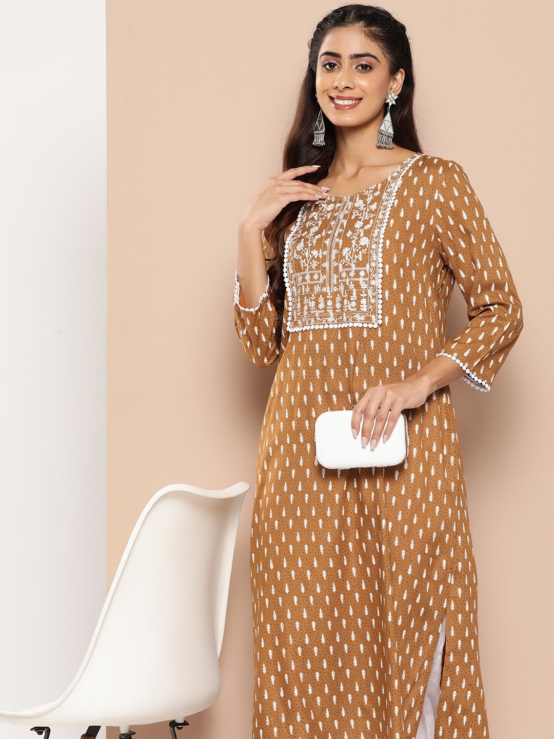 

HERE&NOW Women Floral Yoke Design Kurta, Brown