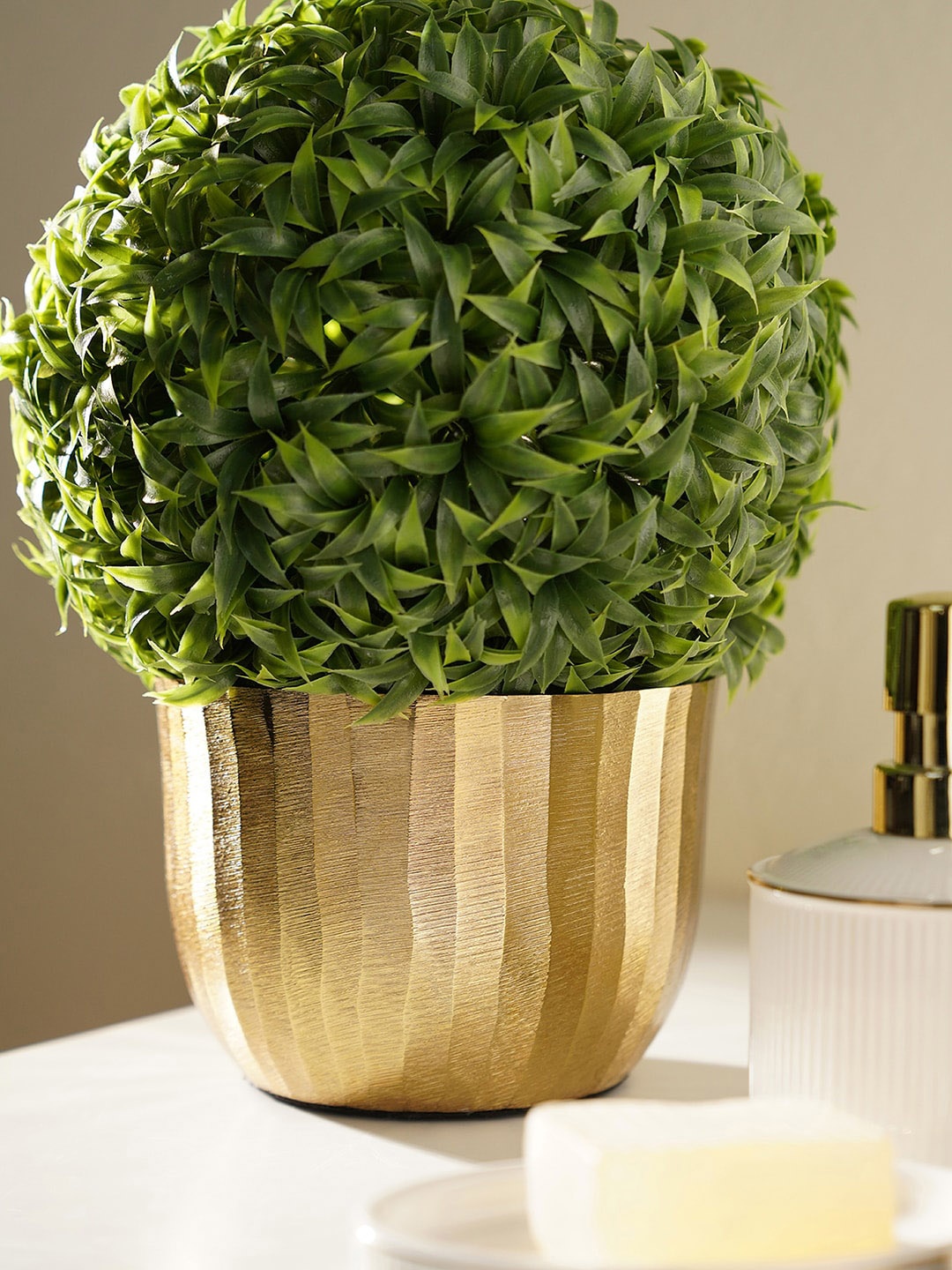 

Pure Home and Living Gold Toned Metal Textured Round Decorative Bowl