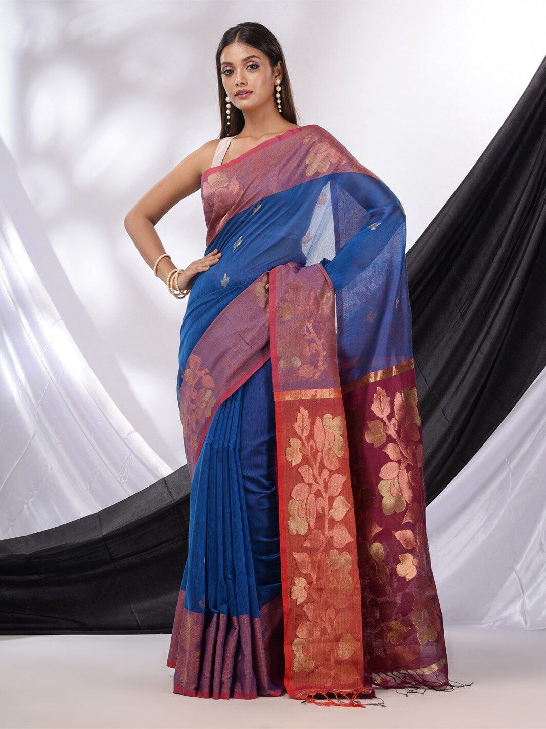 

Charukriti Floral Woven Design Zari Saree, Blue