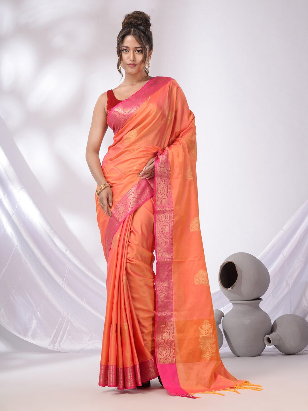 

Charukriti Ethnic Motifs Woven Design Zari Saree, Peach