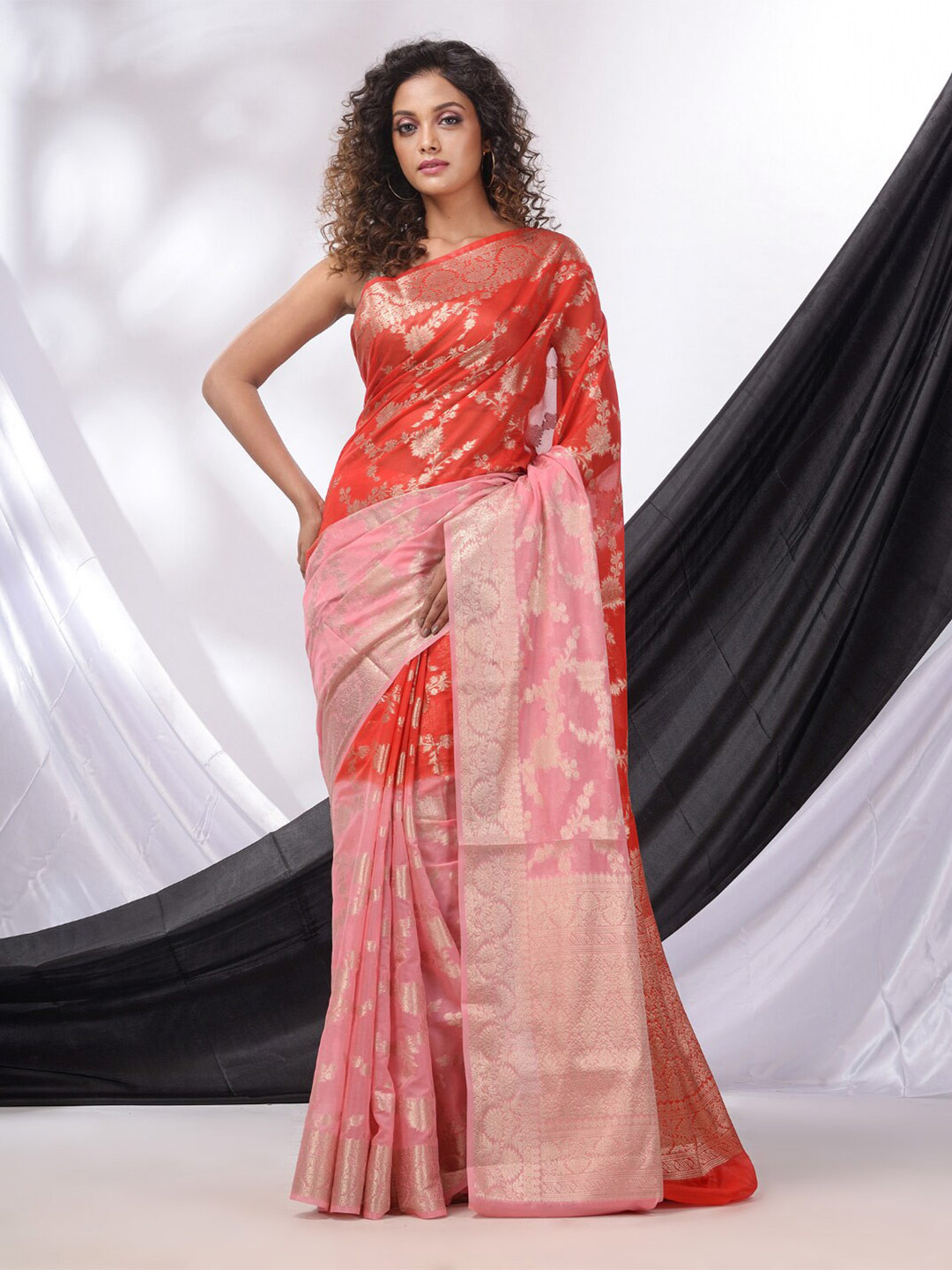 

Charukriti Floral Woven Design Zari Pure Georgette Saree, Pink
