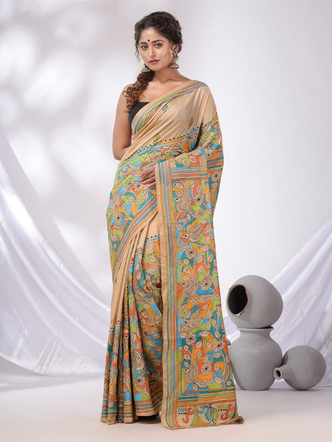 

Charukriti Ethnic Motifs Embroidered Kantha Work Saree, Beige