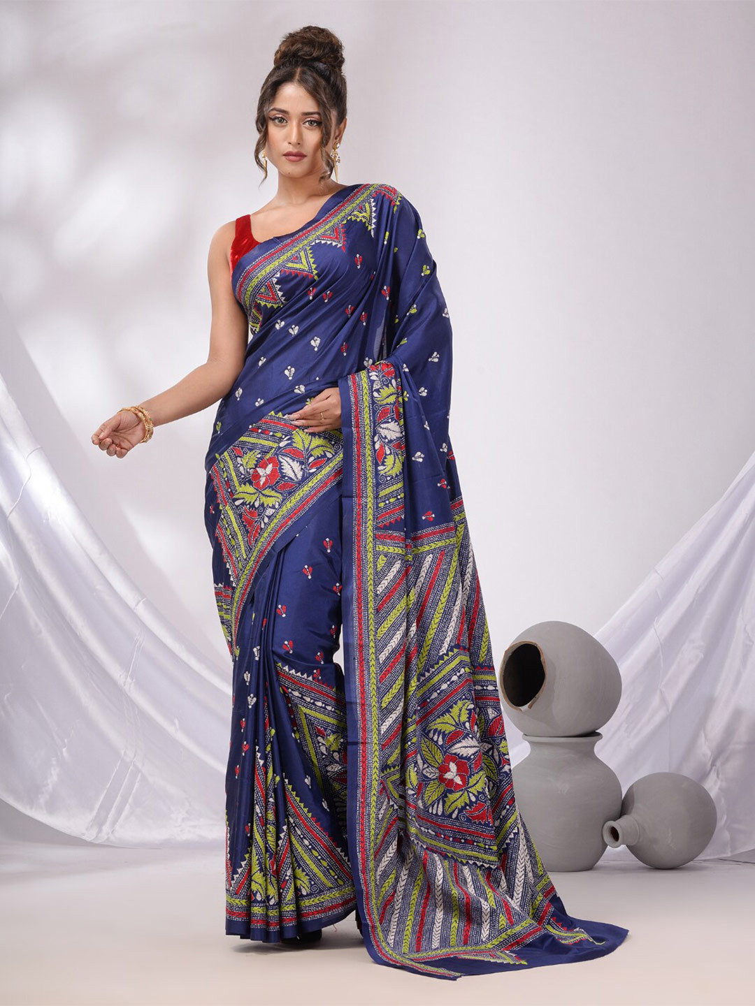 

Charukriti Ethnic Motifs Embroidered Kantha Work Saree, Navy blue