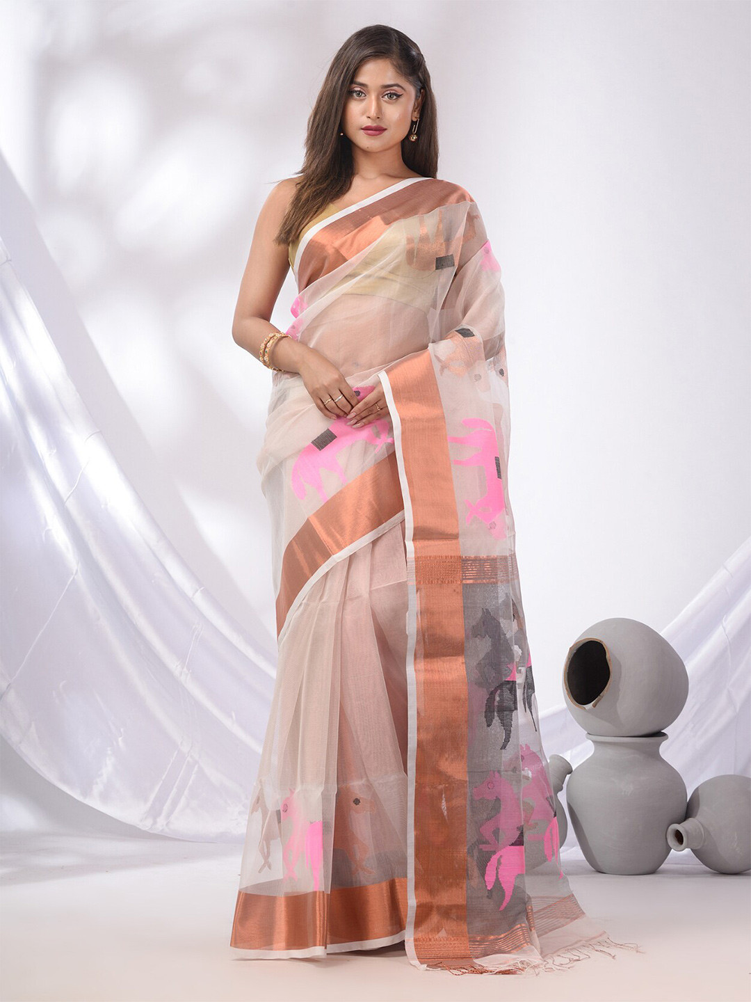 

Charukriti Ethnic Motif Woven Design Zari Tissue Saree, White