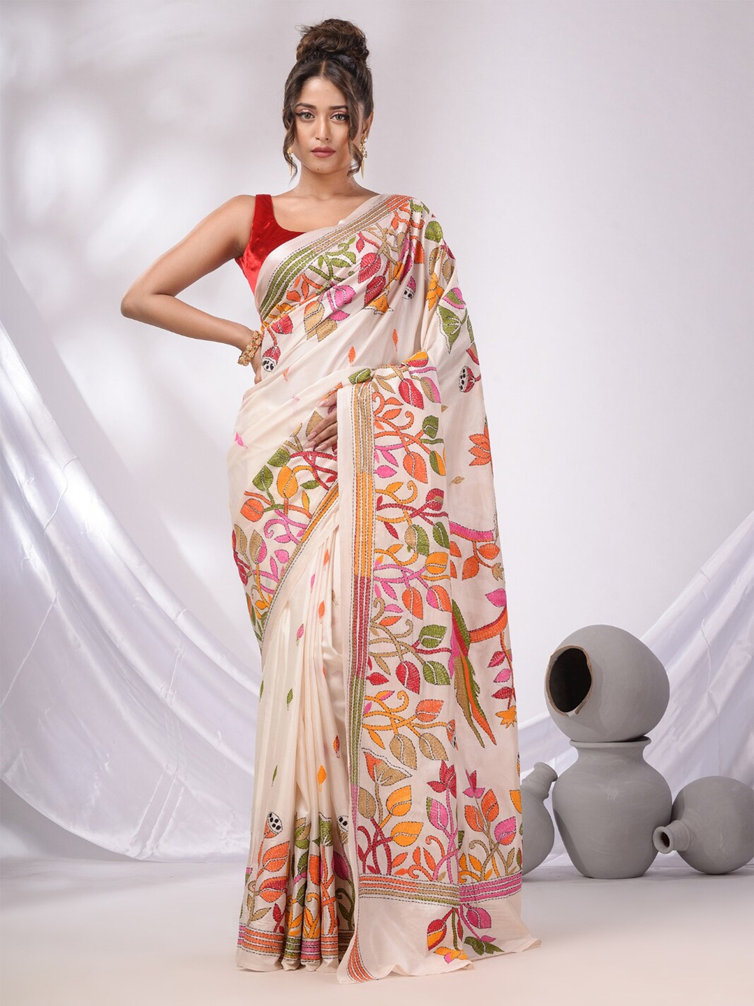 

Charukriti Floral Kantha Embroidered Saree, White