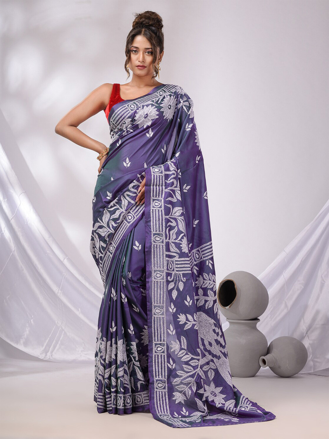 

Charukriti Floral Embroidered Kantha Work Saree, Blue