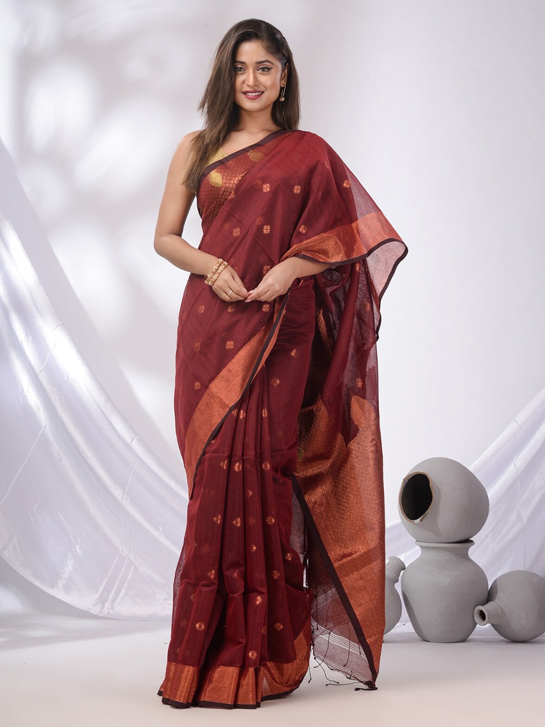 

Charukriti Ethnic Motifs Woven Design Zari Saree, Maroon
