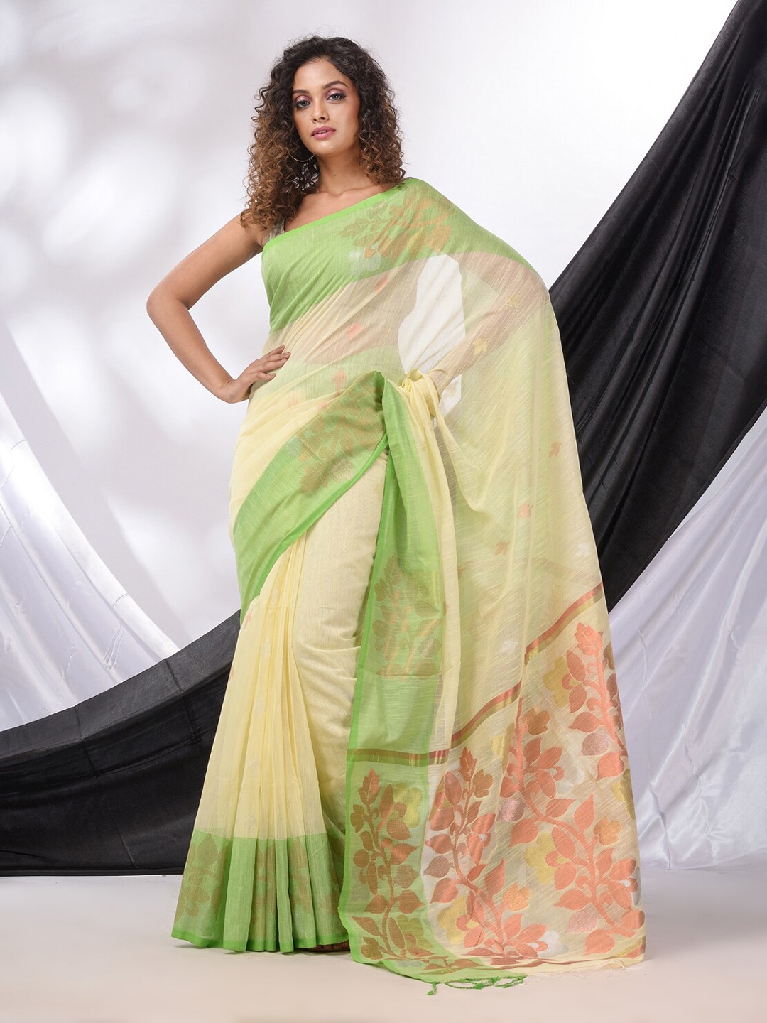 

Charukriti Floral Woven Design Zari Saree, Yellow