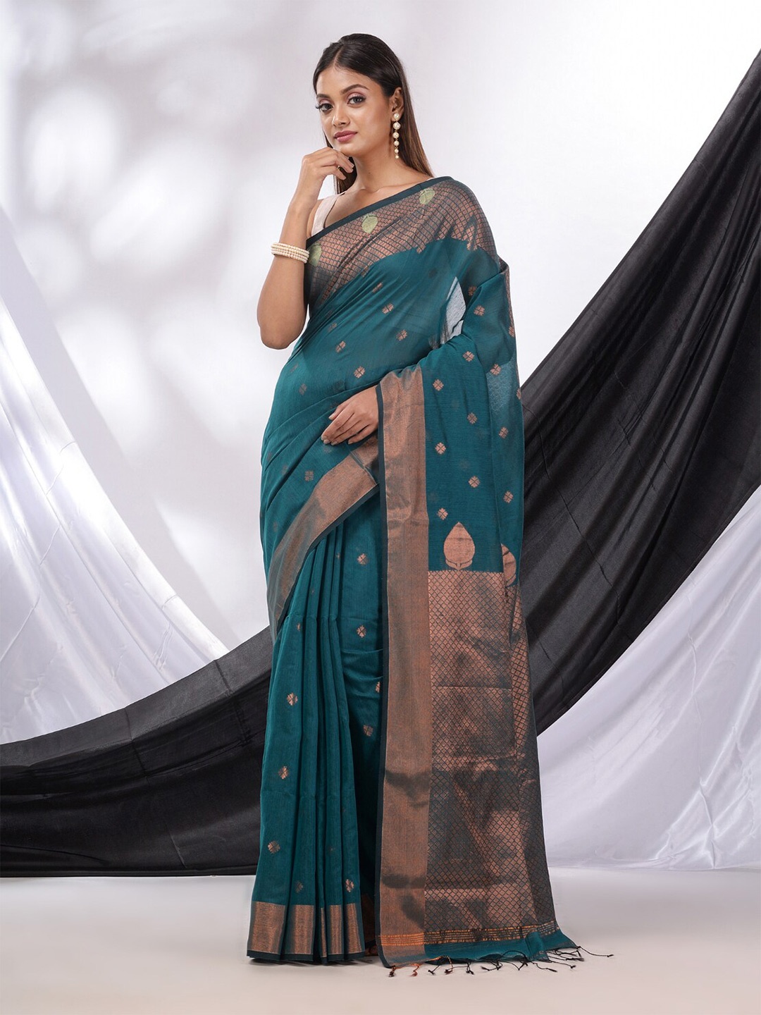 

Charukriti Ethnic Motifs Woven Design Zari Saree, Teal