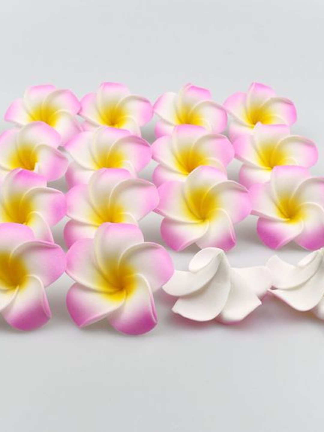 

TIED RIBBONS Pack of 30 Artificial Plumeria Hawaii Floating Flowers, Pink