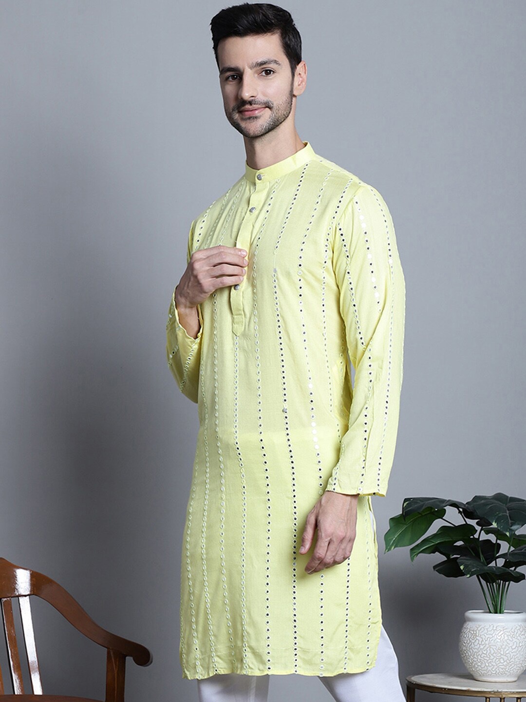 

Jompers Striped Band Collar Thread Work Straight Kurta, Yellow