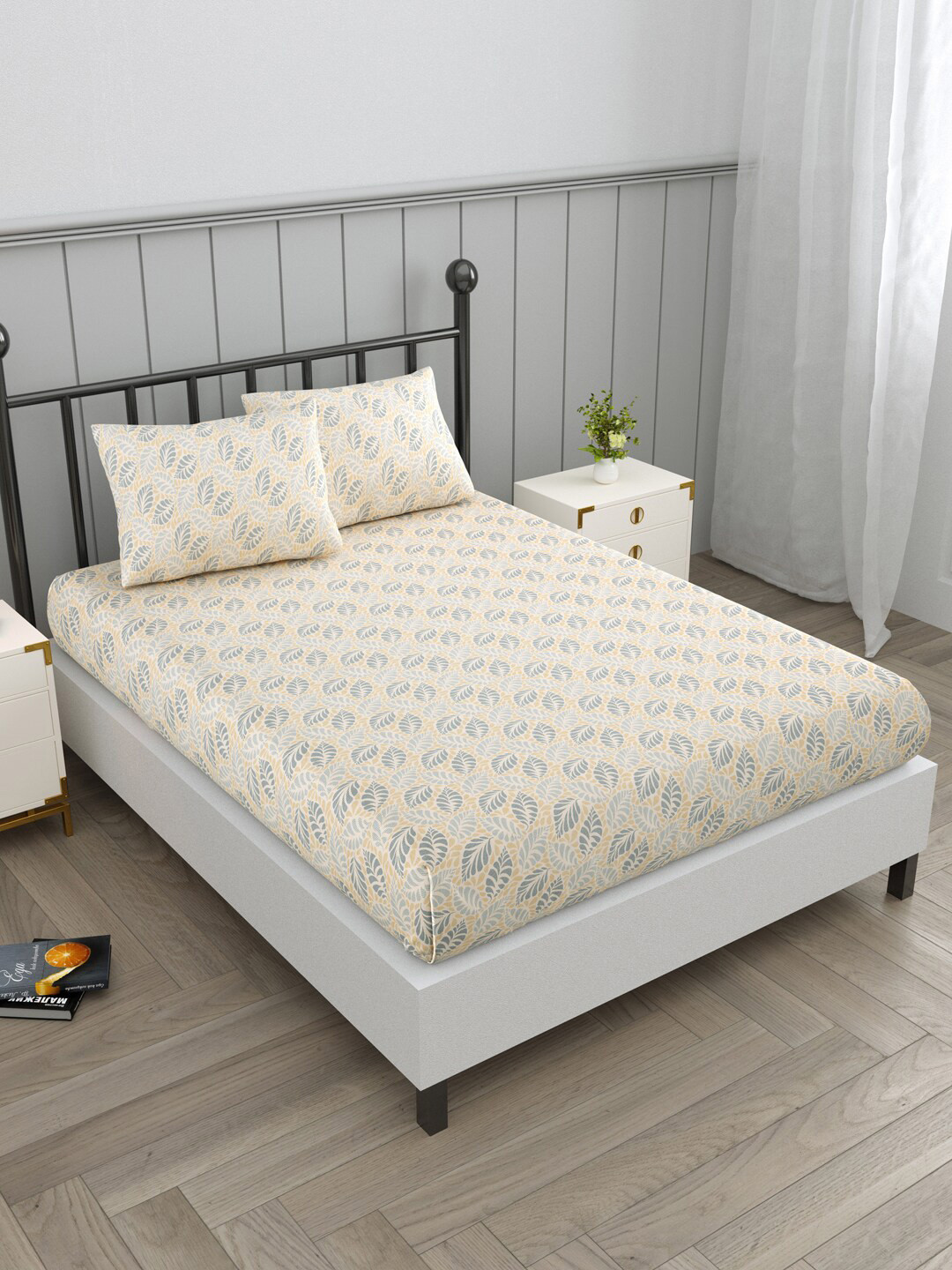 

EverHOME Sayla Yellow & White Floral Cotton 144 TC Flat Queen Bedsheet & 2 Pillow Covers