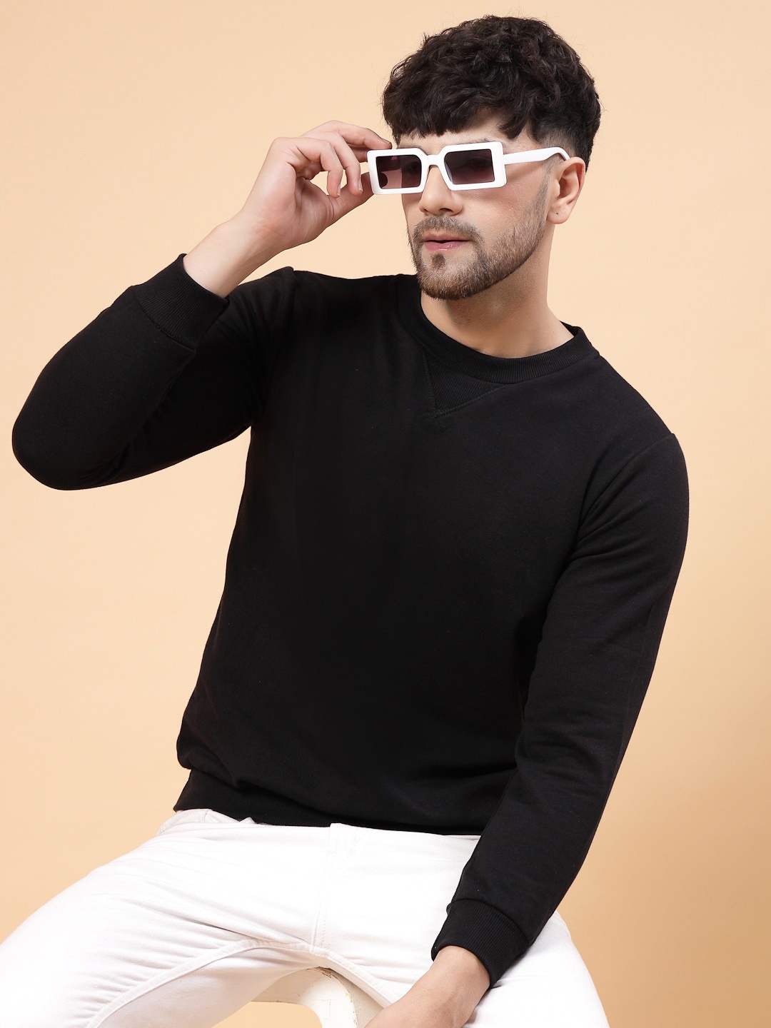 

Rigo Men Embroidery Round Neck Cotton Sweatshirt, Black