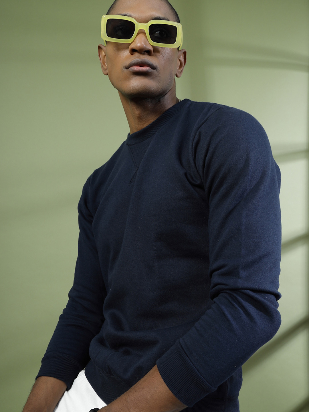 

Rigo Men Embroidery Round Neck Cotton Sweatshirt, Navy blue