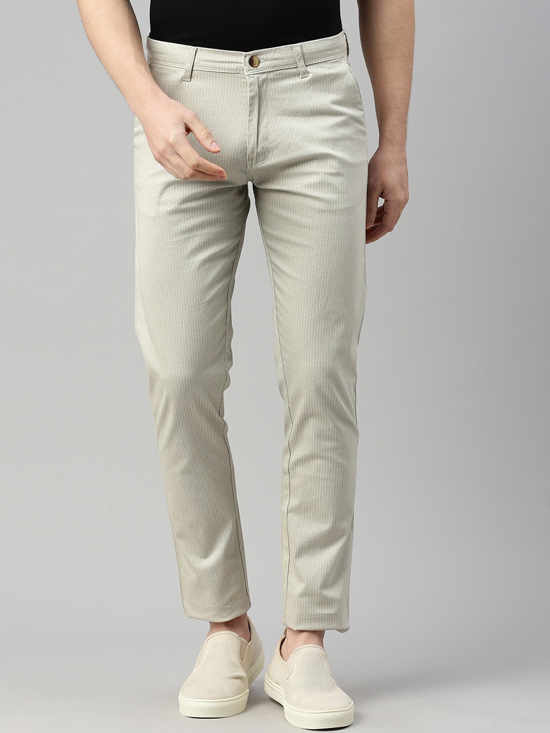 

ZEDD Men Textured Cotton Trousers, Cream