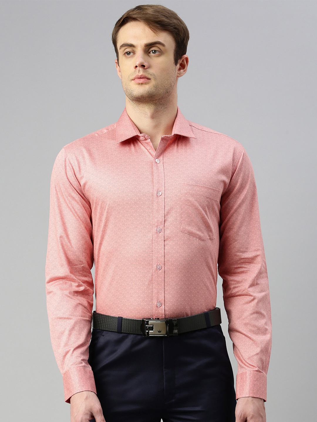 

ZEDD Self Design Opaque Regular Fit Cotton Formal Shirt, Pink