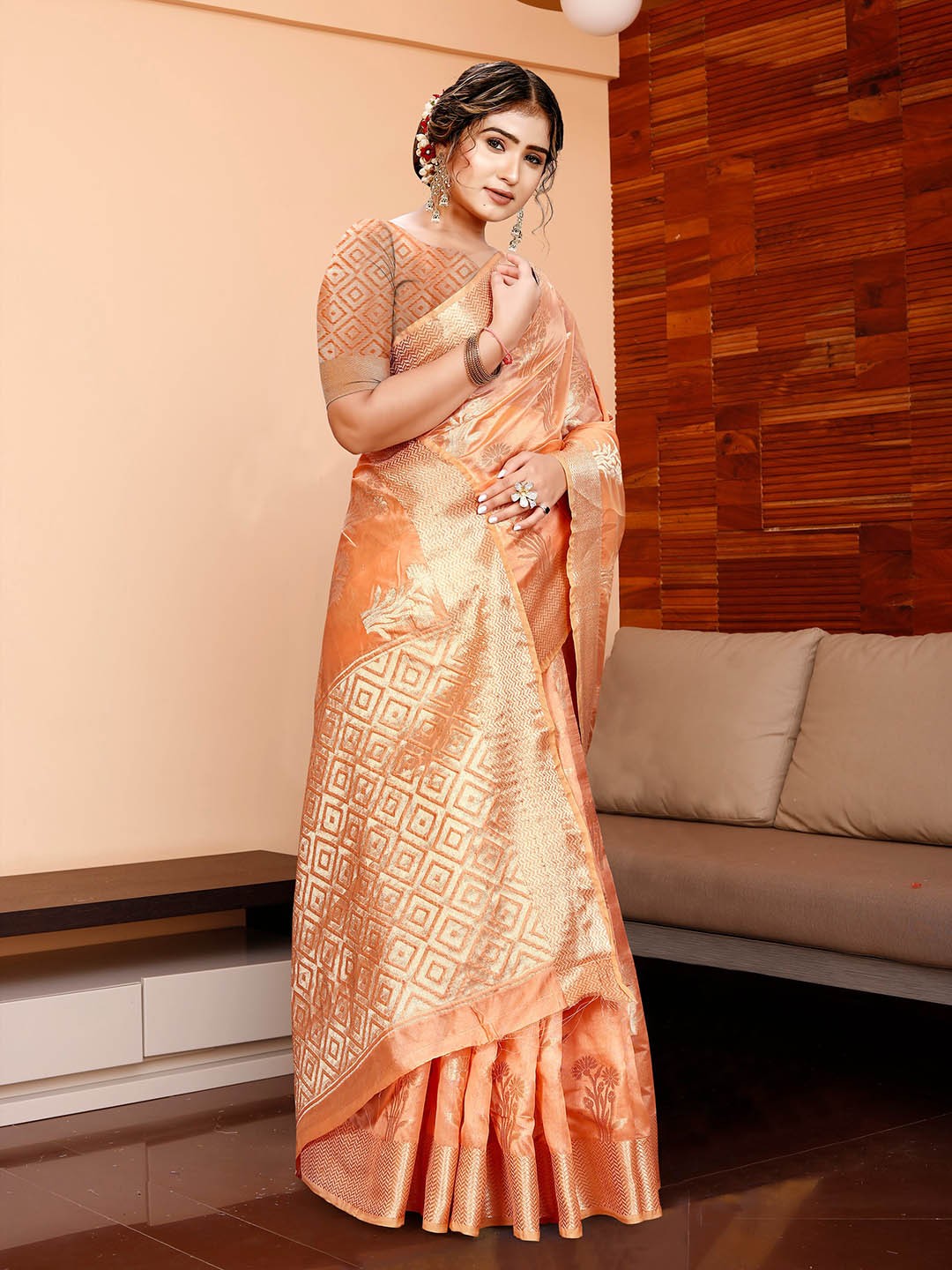 

Mitera Orange & Gold-Toned Ethnic Motif Woven Design Zari Organza Banarasi Saree
