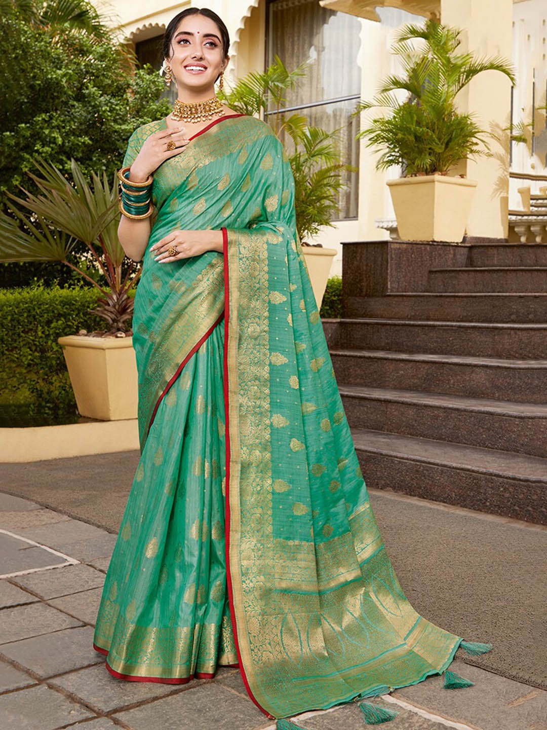 

Mitera Woven Design Zari Banarasi Saree, Blue