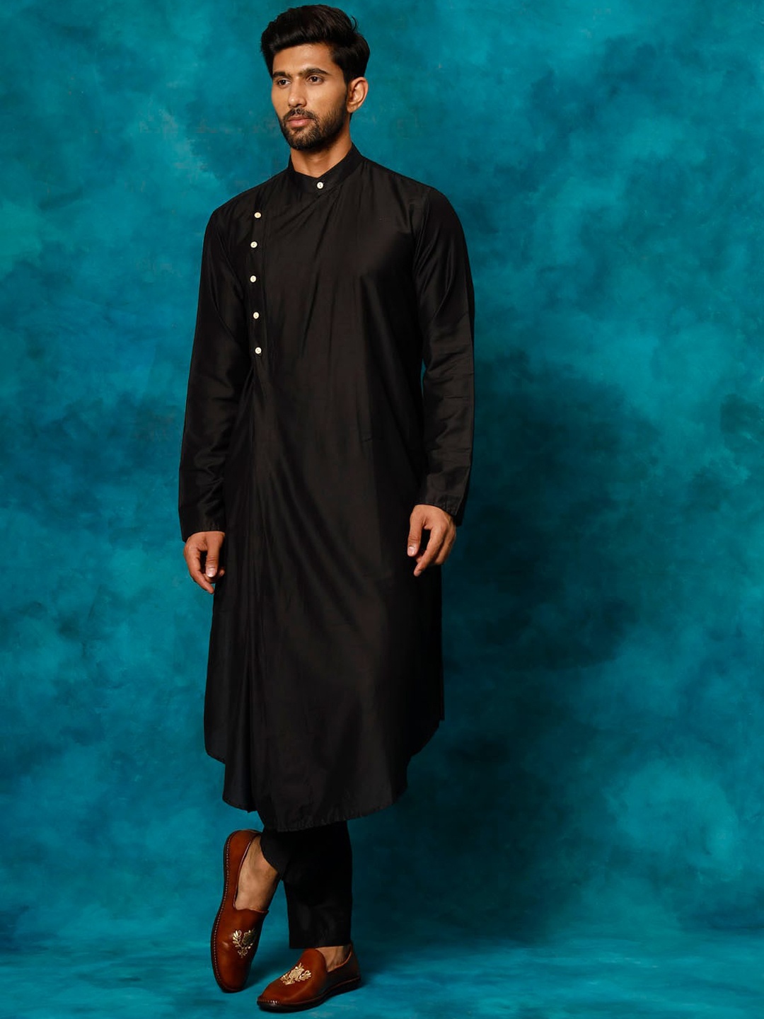 

VASTRAMAY Angrakha Regular Straight Kurta with Pyjama, Black