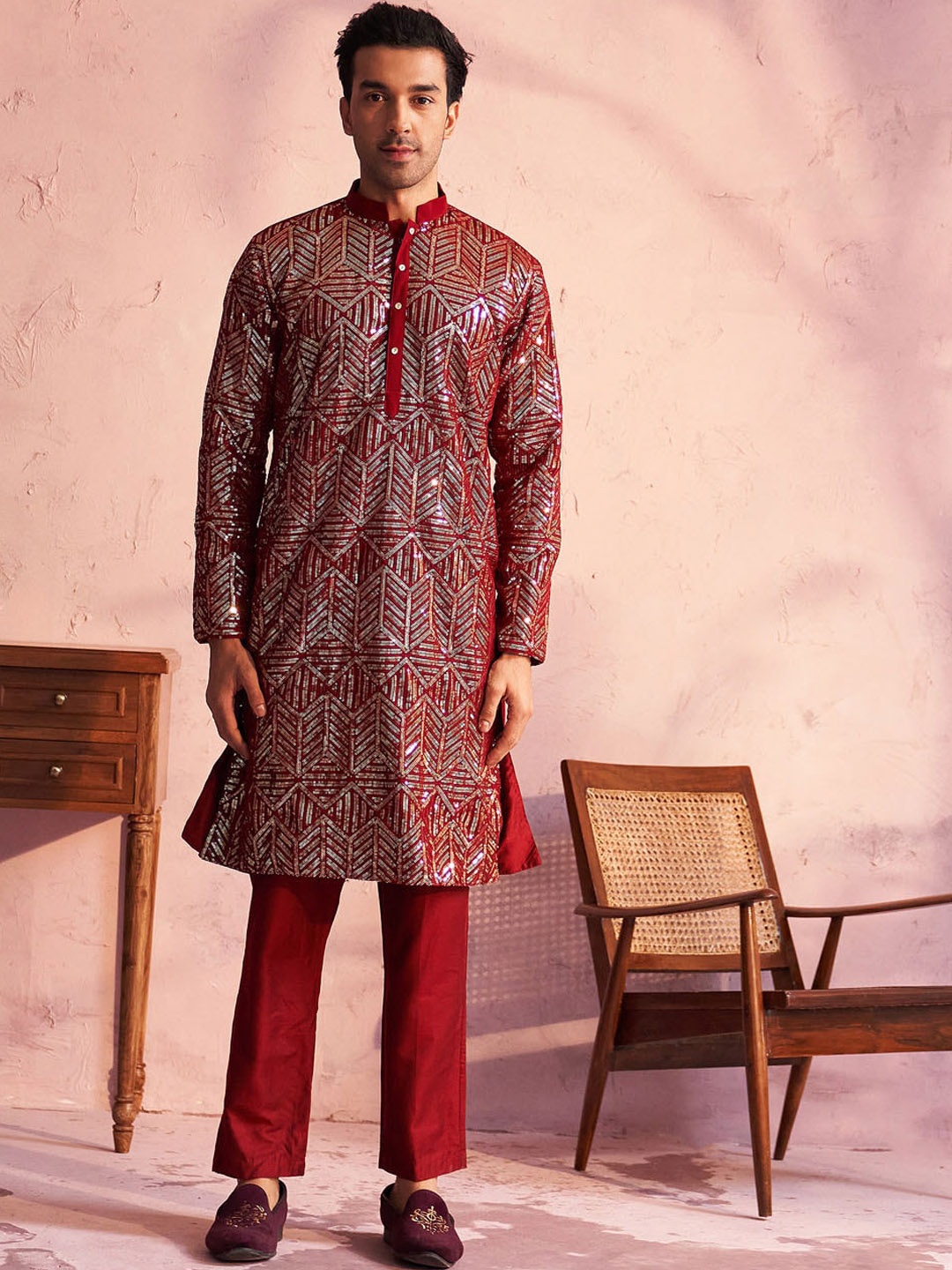 

VASTRAMAY Ethnic Motifs Embroidered Regular Sequinned Kurta with Trousers, Maroon