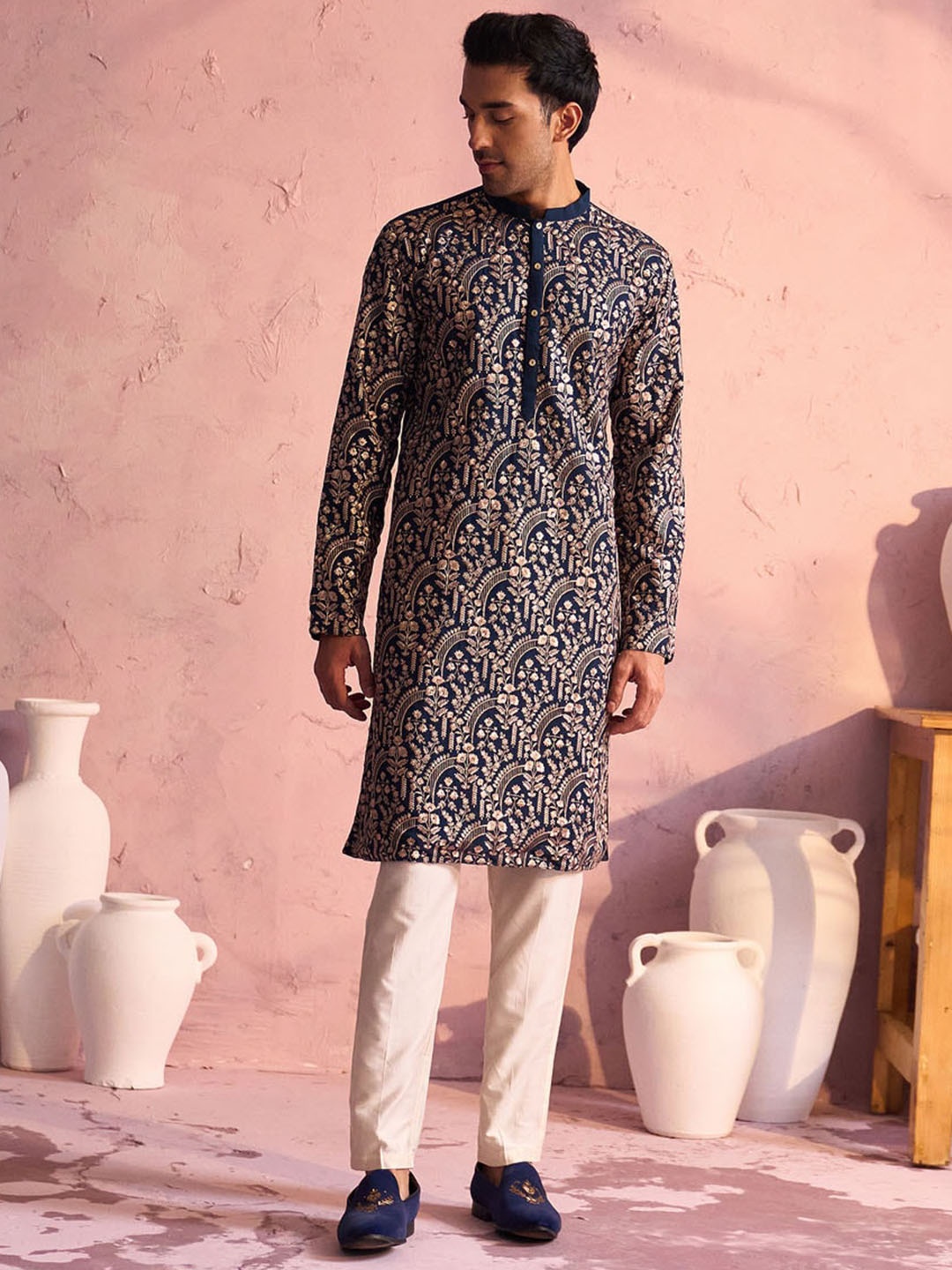 

VASTRAMAY Ethnic Motifs Embroidered Regular Sequinned Kurta with Trousers, Turquoise blue