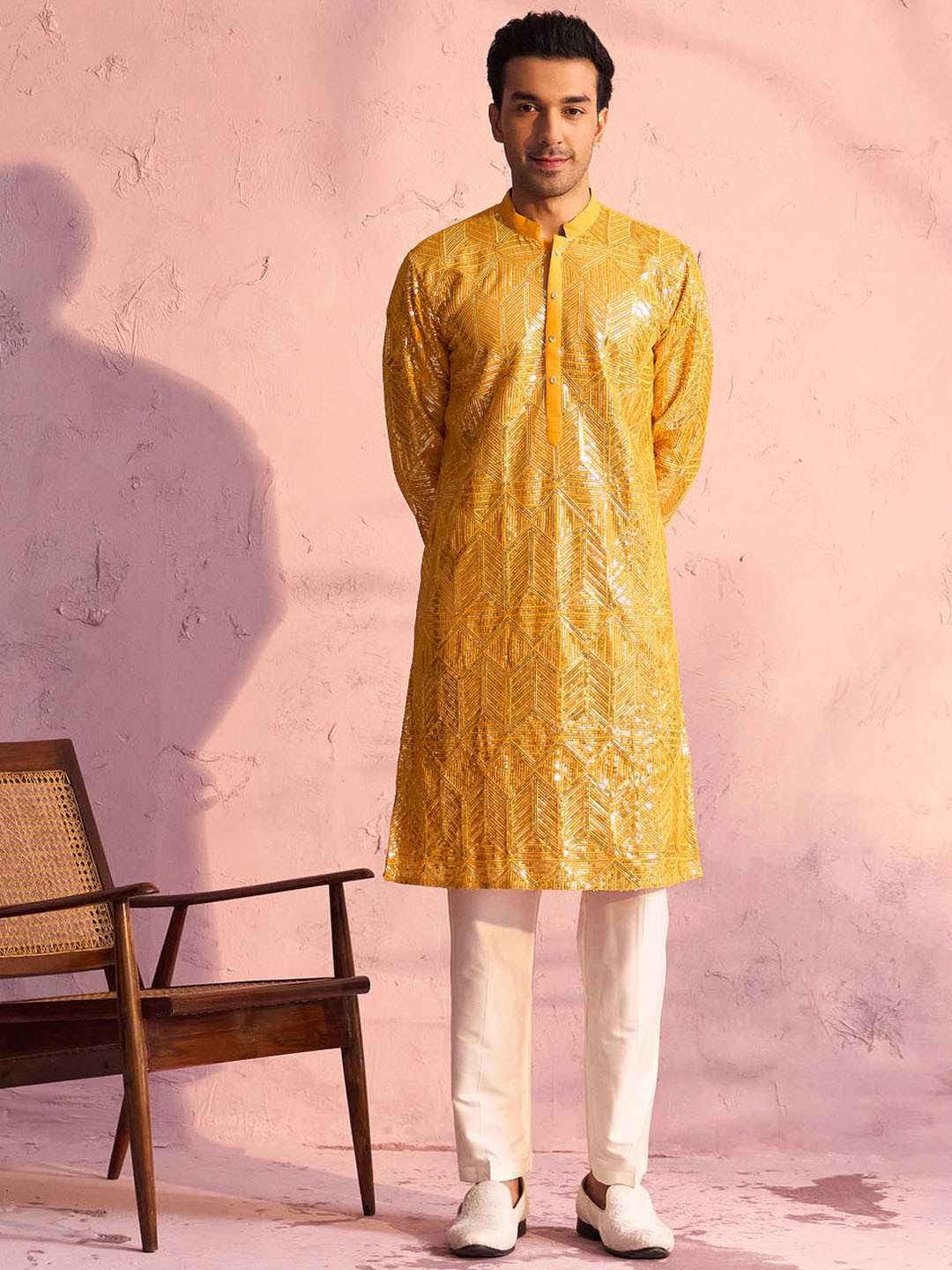 

VASTRAMAY Embellished Regular Sequinned Straight Kurta with Pyjamas, Yellow