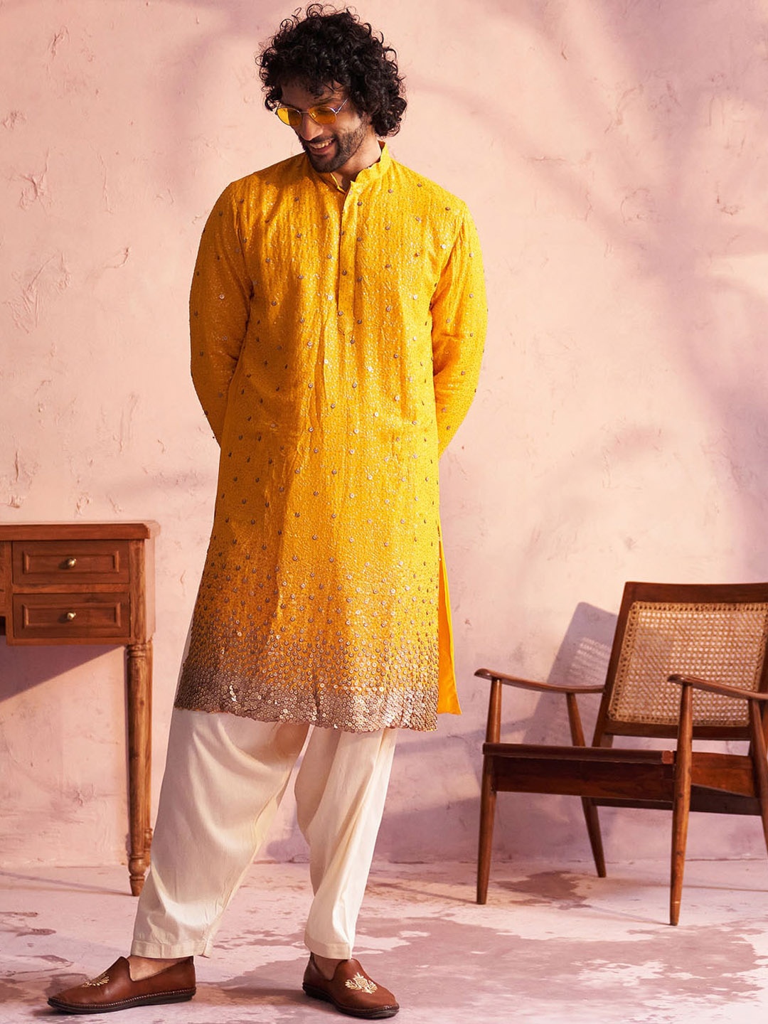 

VASTRAMAY Ethnic Motifs Embroidered Regular Sequined Kurta With Patiala, Yellow