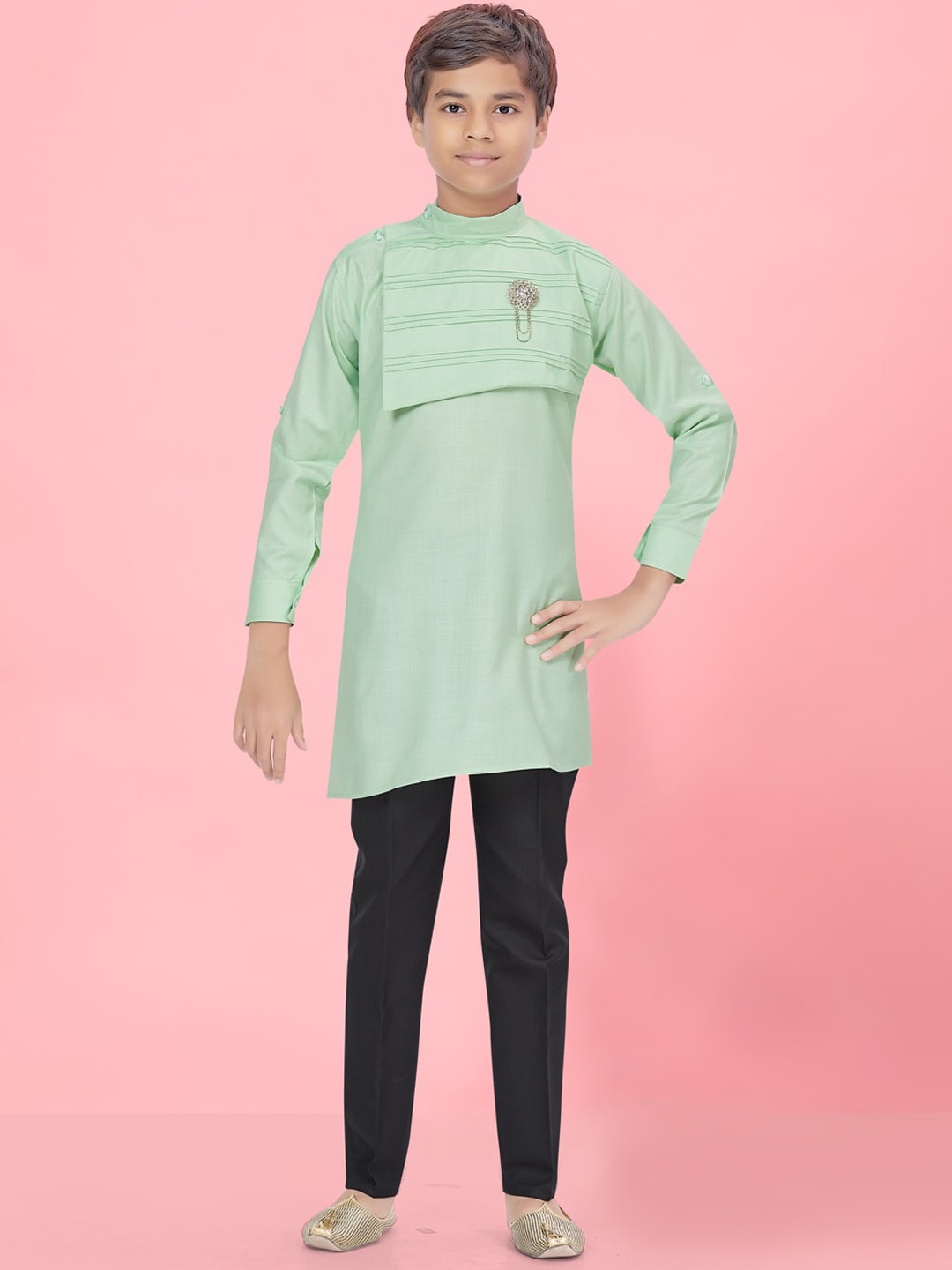 

BAESD Boys Regular Pure Cotton Kurta With Pyjamas, Green