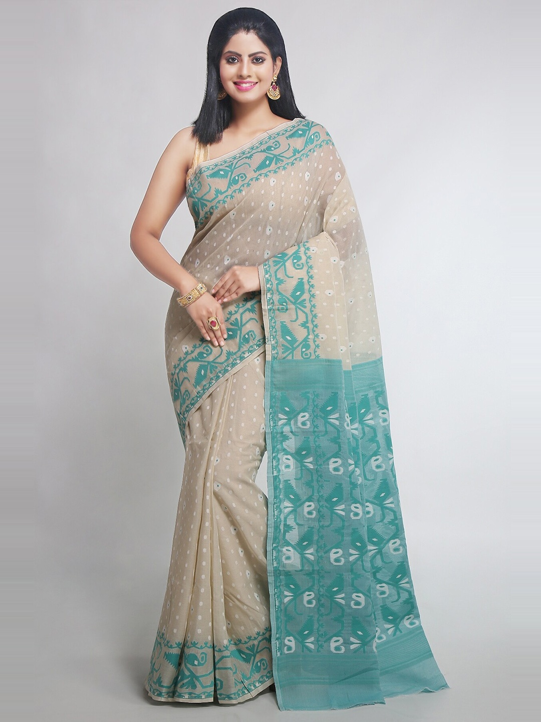 

WoodenTant Woven Design Silk Cotton Jamdani Saree, Beige