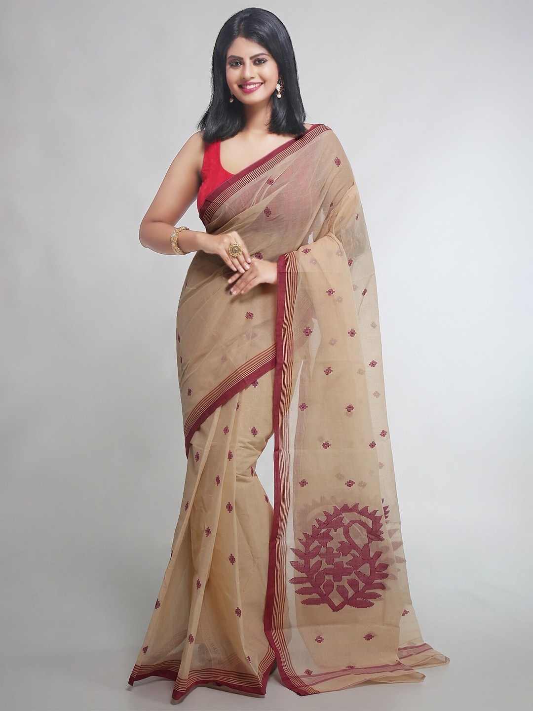 

WoodenTant Woven Design Pure Cotton Jamdani Saree with Starch, Beige