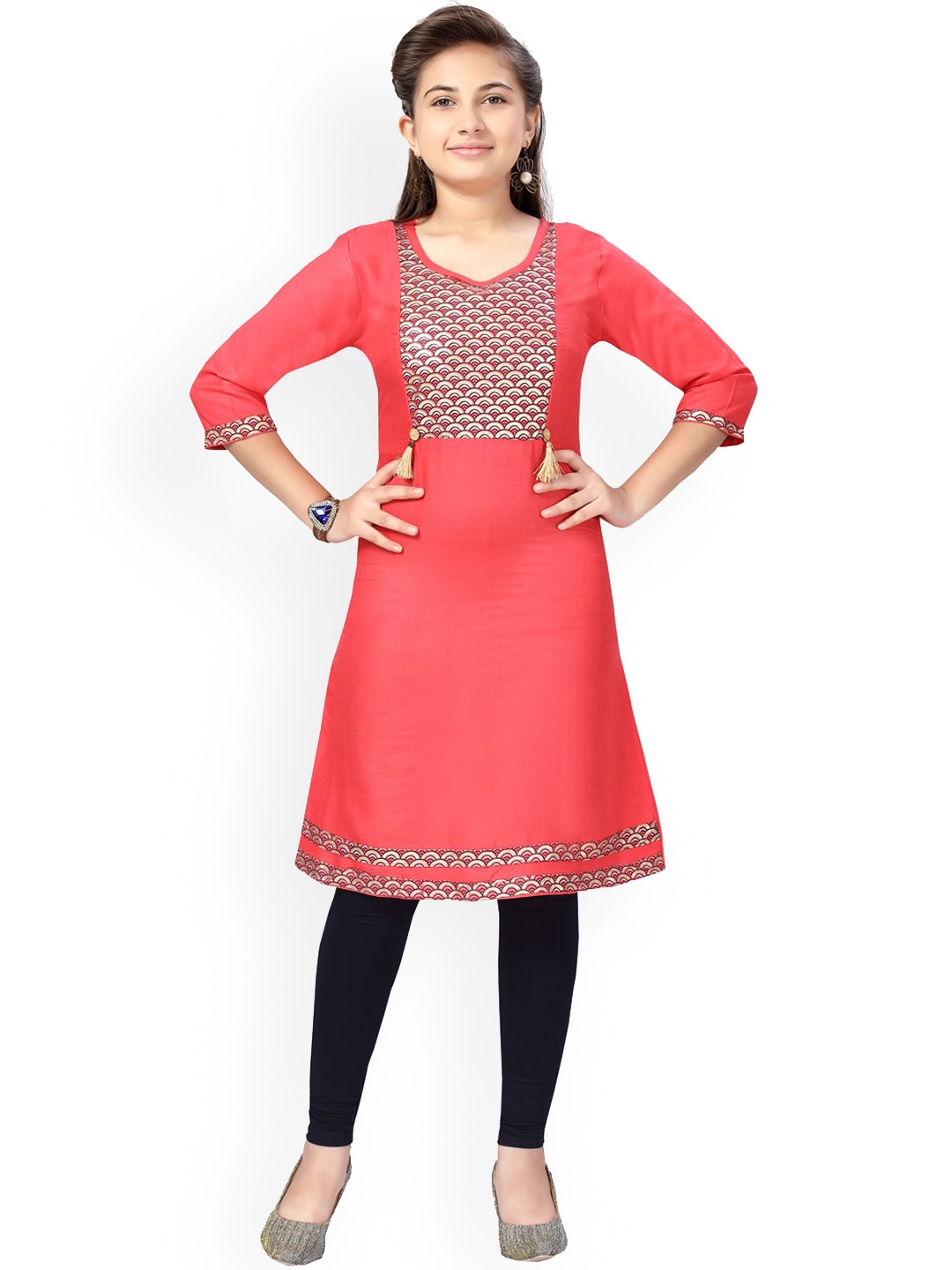 

BAESD Girls Printed Yoke Design Pure Cotton Kurta With Leggings, Red