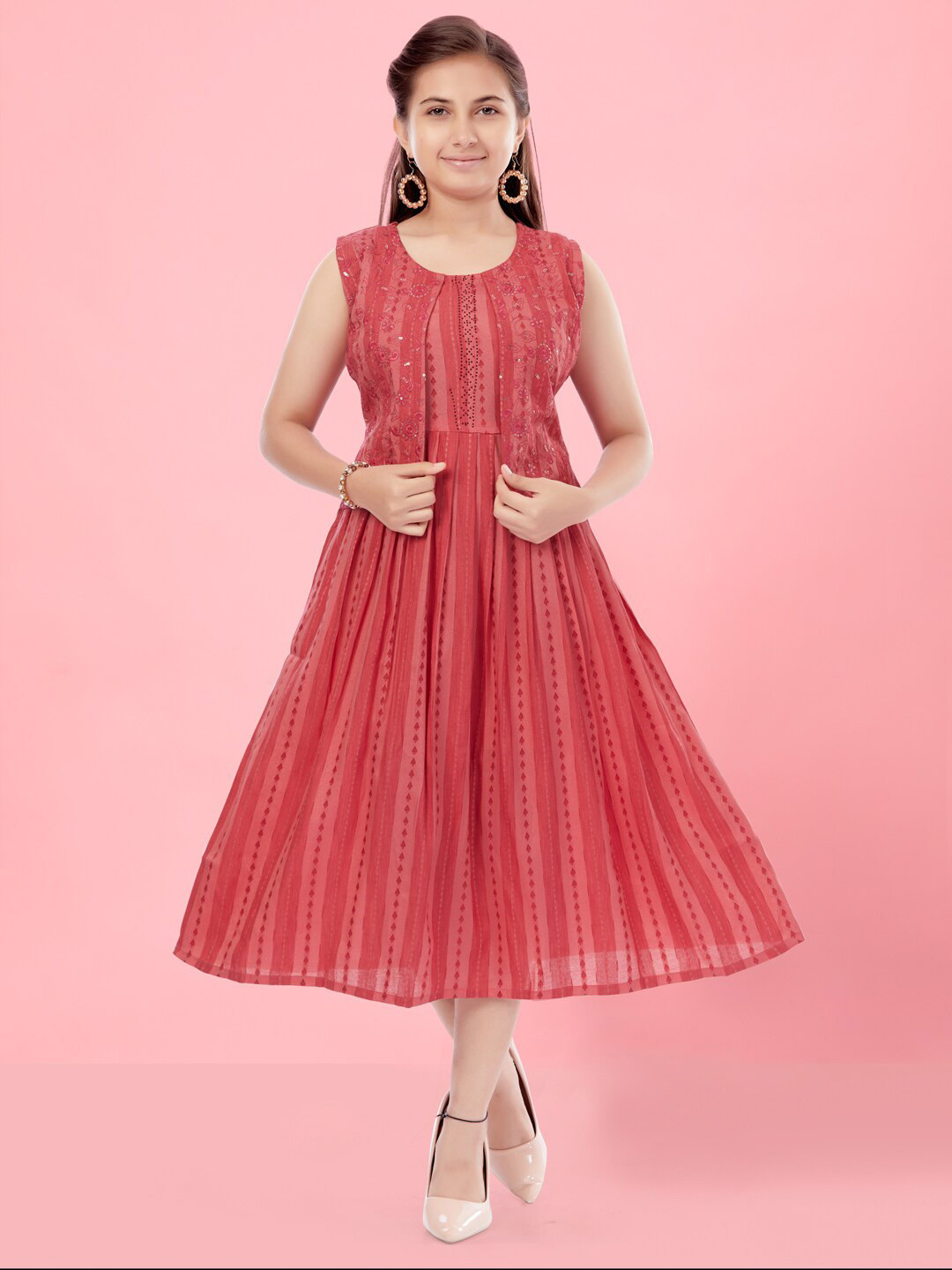

BAESD Self Design Sleeveless Sequinned Cotton Fit & Flare Midi Dress, Red